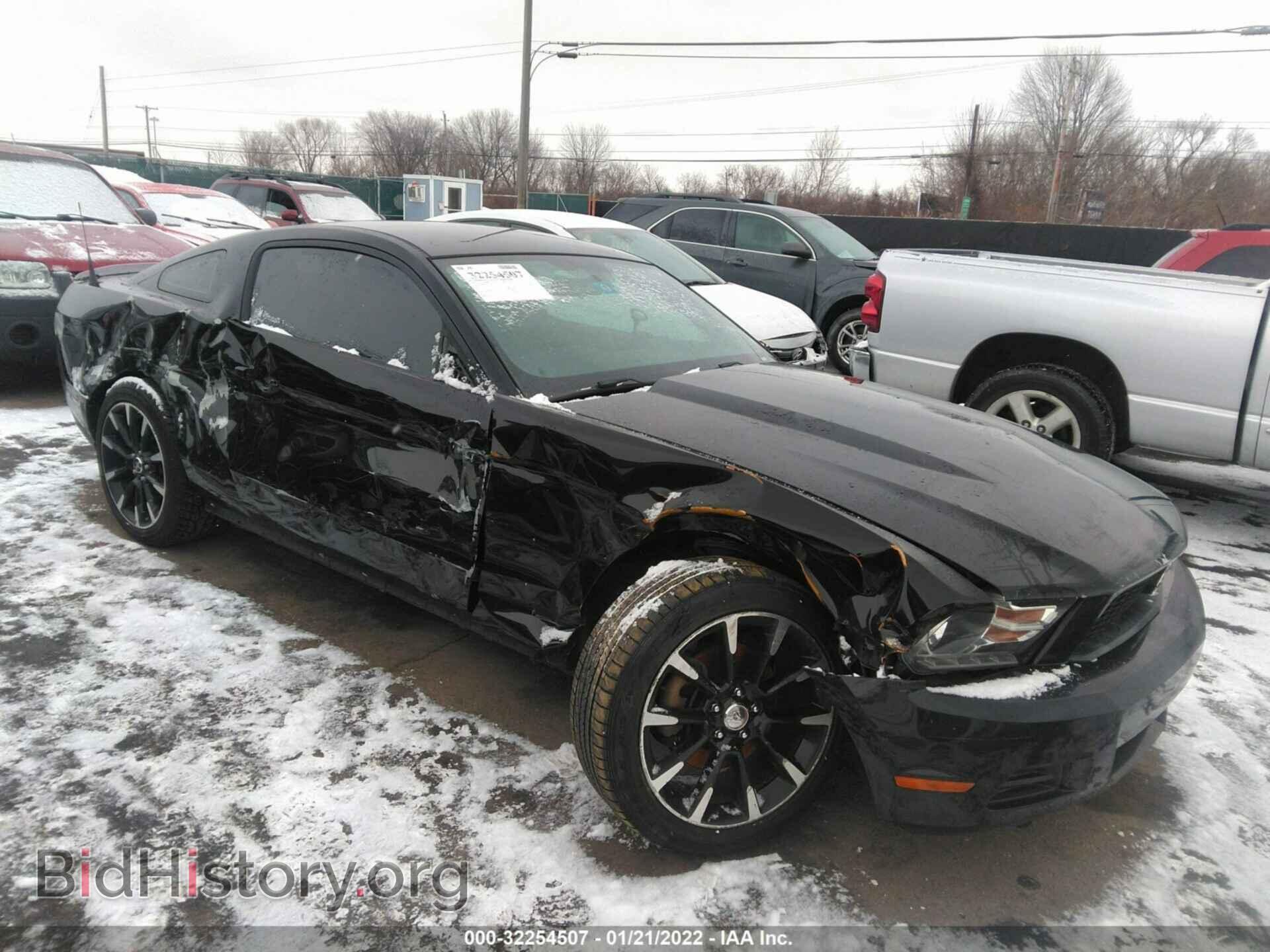 Photo 1ZVBP8AM4C5247224 - FORD MUSTANG 2012