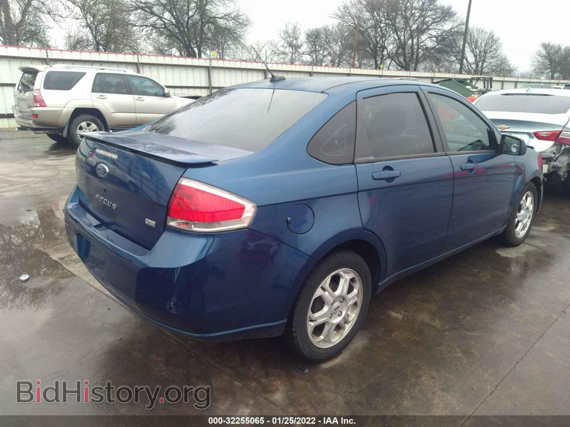 2009 FORD FOCUS - VIN: 1FAHP36N19W120831 - Фото 4