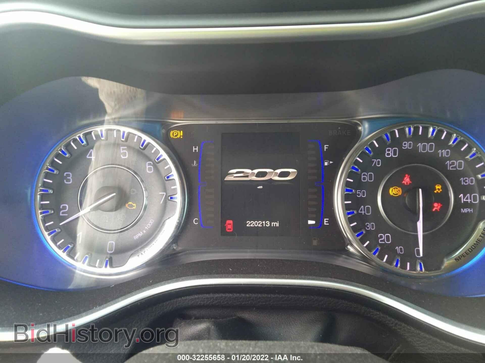 2016 CHRYSLER 200 - VIN: 1C3CCCAB3GN113559 - Фото 7