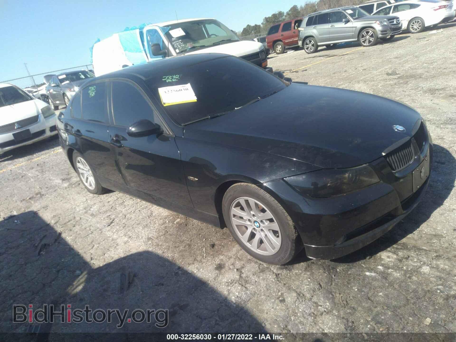 Photo WBAVA33547P140742 - BMW 3 SERIES 2007