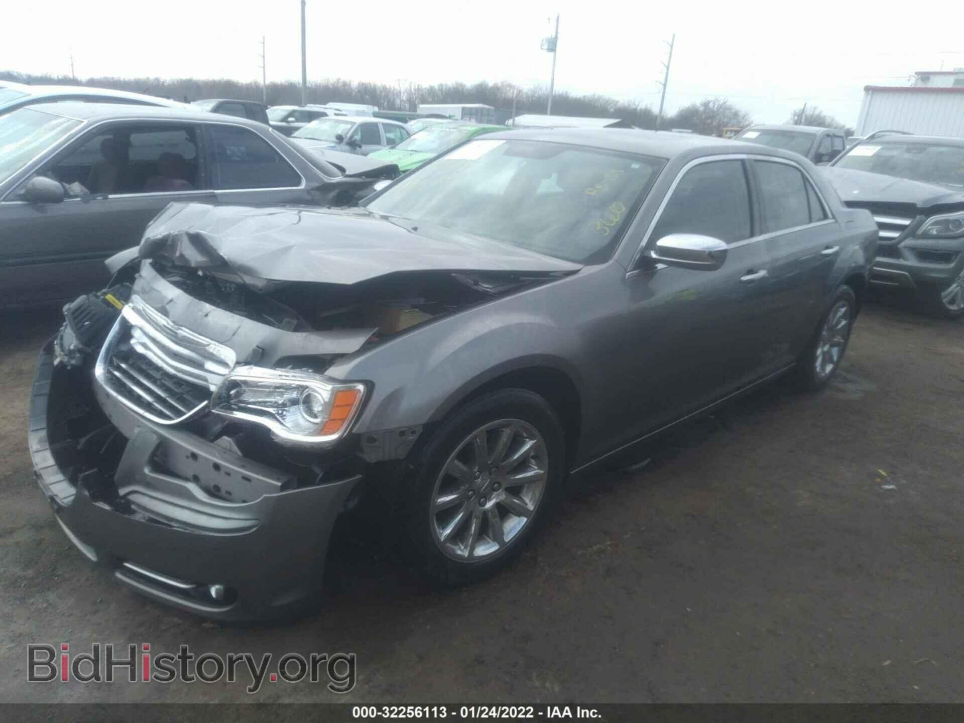 2012 CHRYSLER 300 - VIN: 2C3CCACG9CH138496 - Фото 2