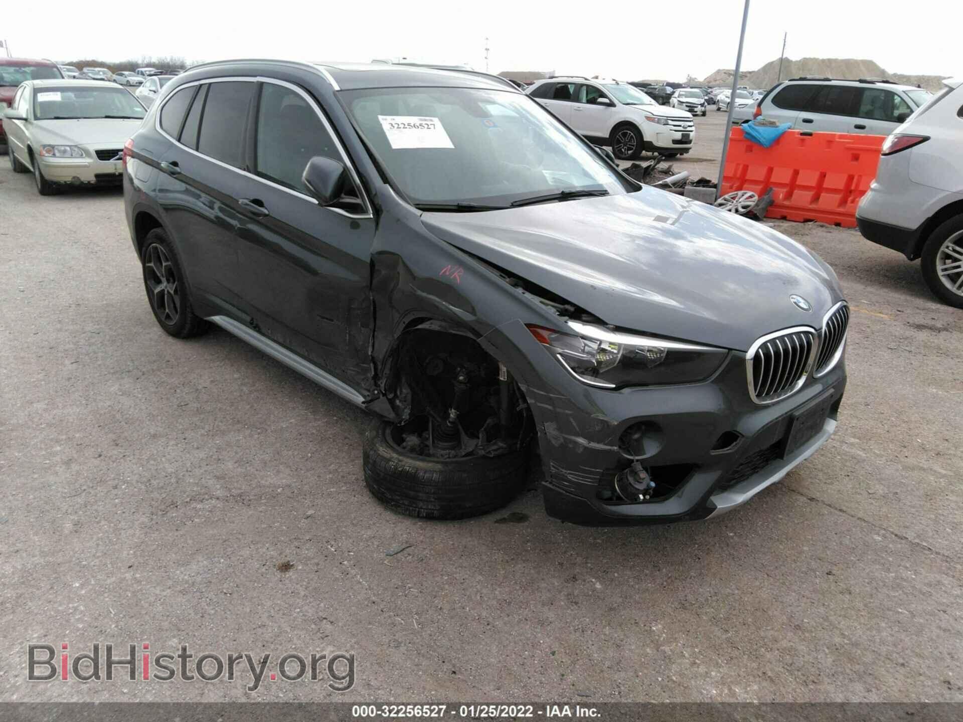 Photo WBXHU7C33J5H45504 - BMW X1 2018