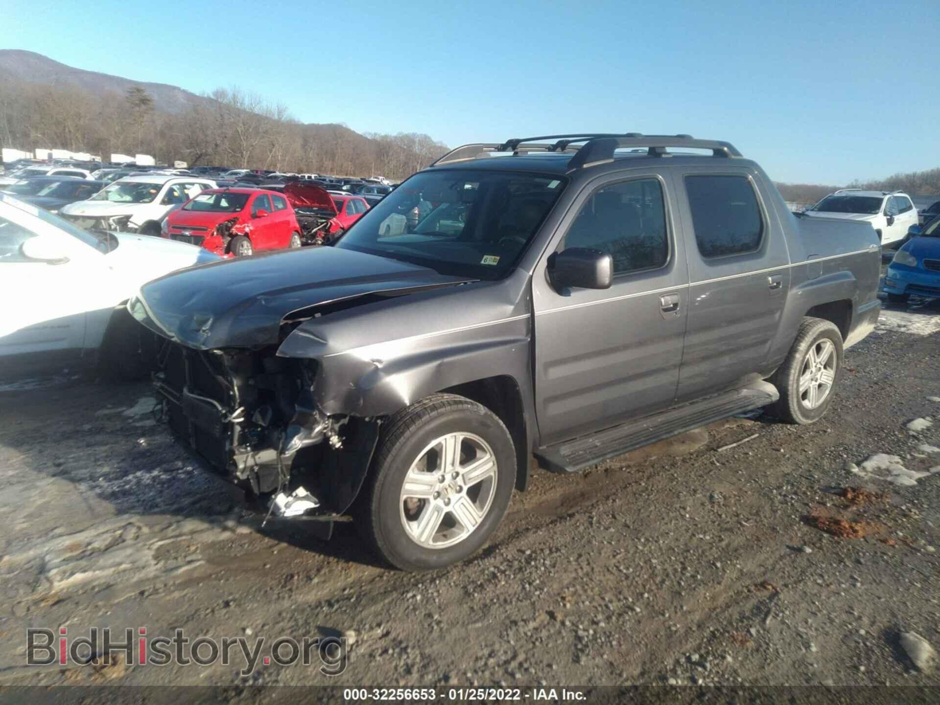 2013 HONDA RIDGELINE - VIN: 5FPYK1F54DB006243 - Фото 2
