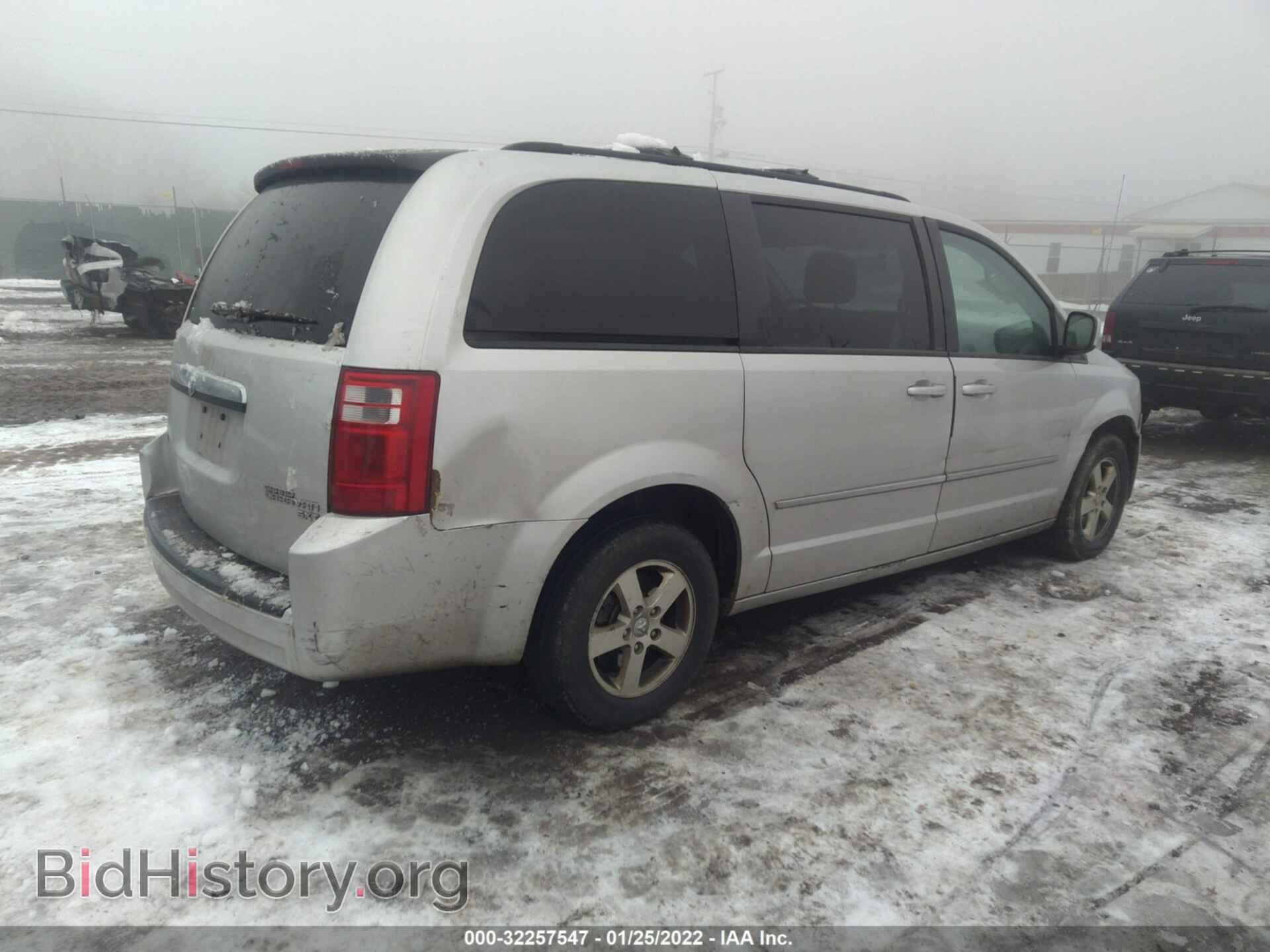 2010 DODGE GRAND CARAVAN - VIN: 2D4RN5D13AR316947 - Photo 4
