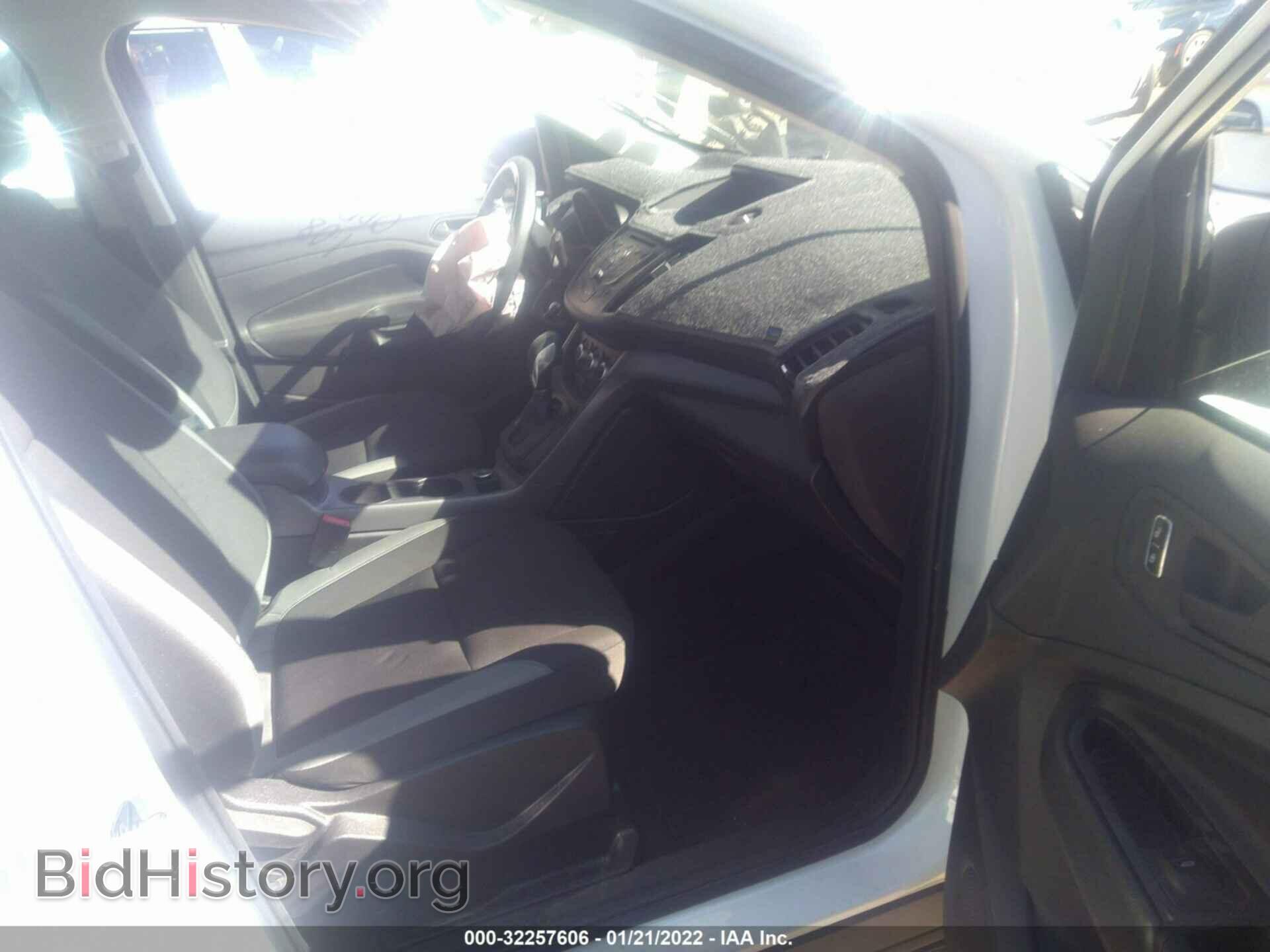 2016 FORD ESCAPE - VIN: 1FMCU0F76GUA99363 - Photo 5