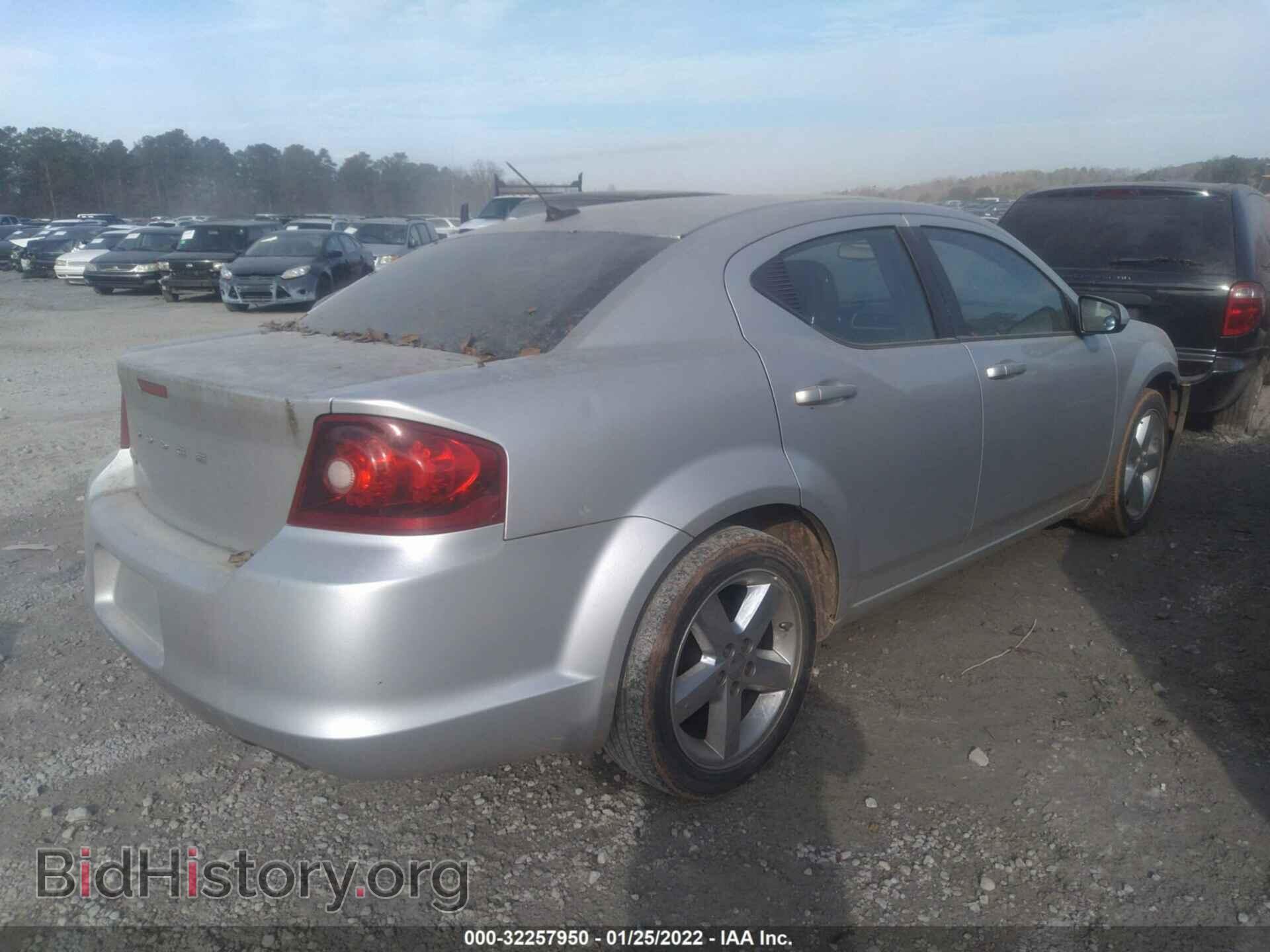 2011 DODGE AVENGER - VIN: 1B3BD2FB7BN621759 - Photo 4