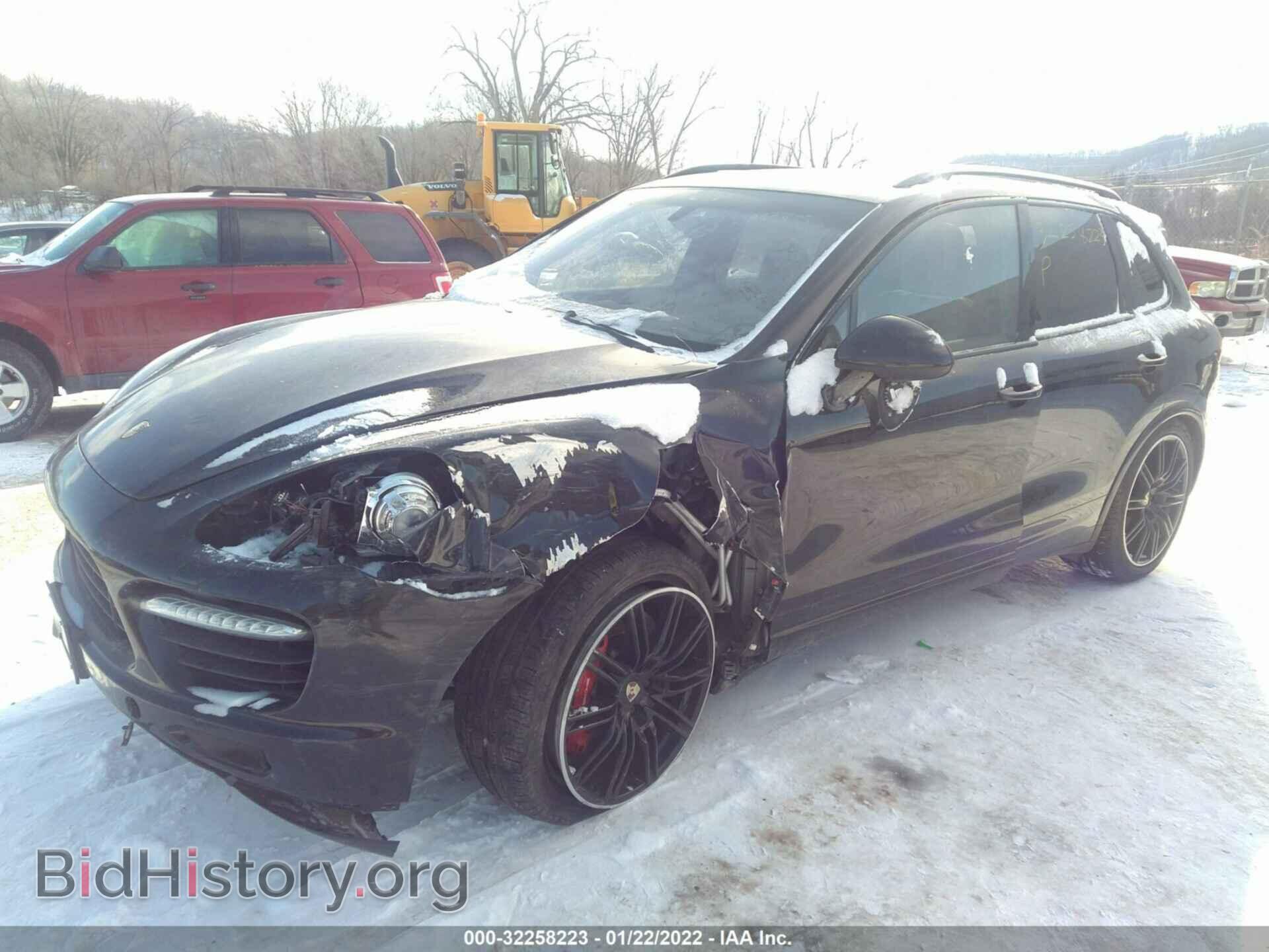 2013 PORSCHE CAYENNE - VIN: WP1AC2A29DLA91599 - Фото 2