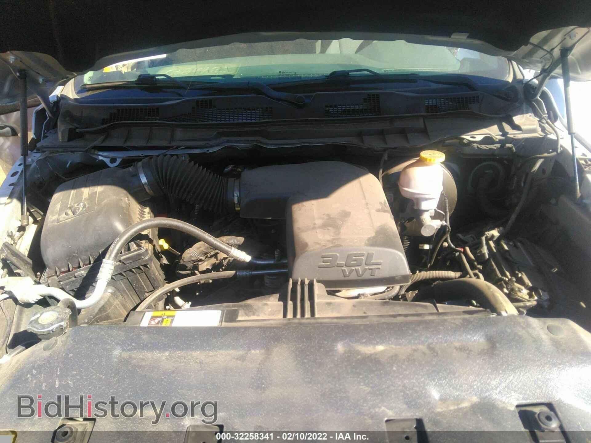 2018 RAM 1500 - VIN: 1C6RR6FG2JS304464 - Photo 10