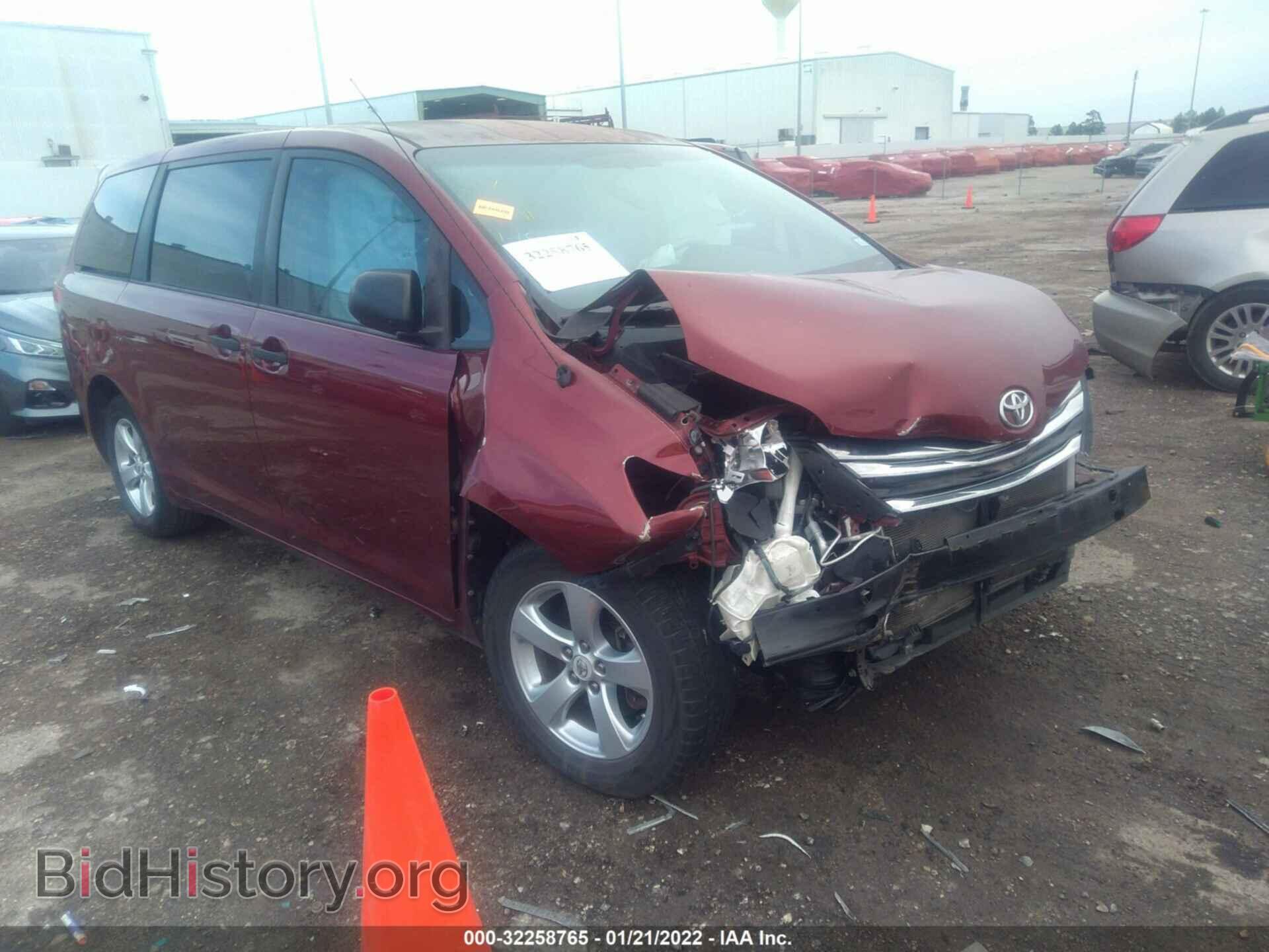 Фотография 5TDKA3DC1CS014020 - TOYOTA SIENNA 2012