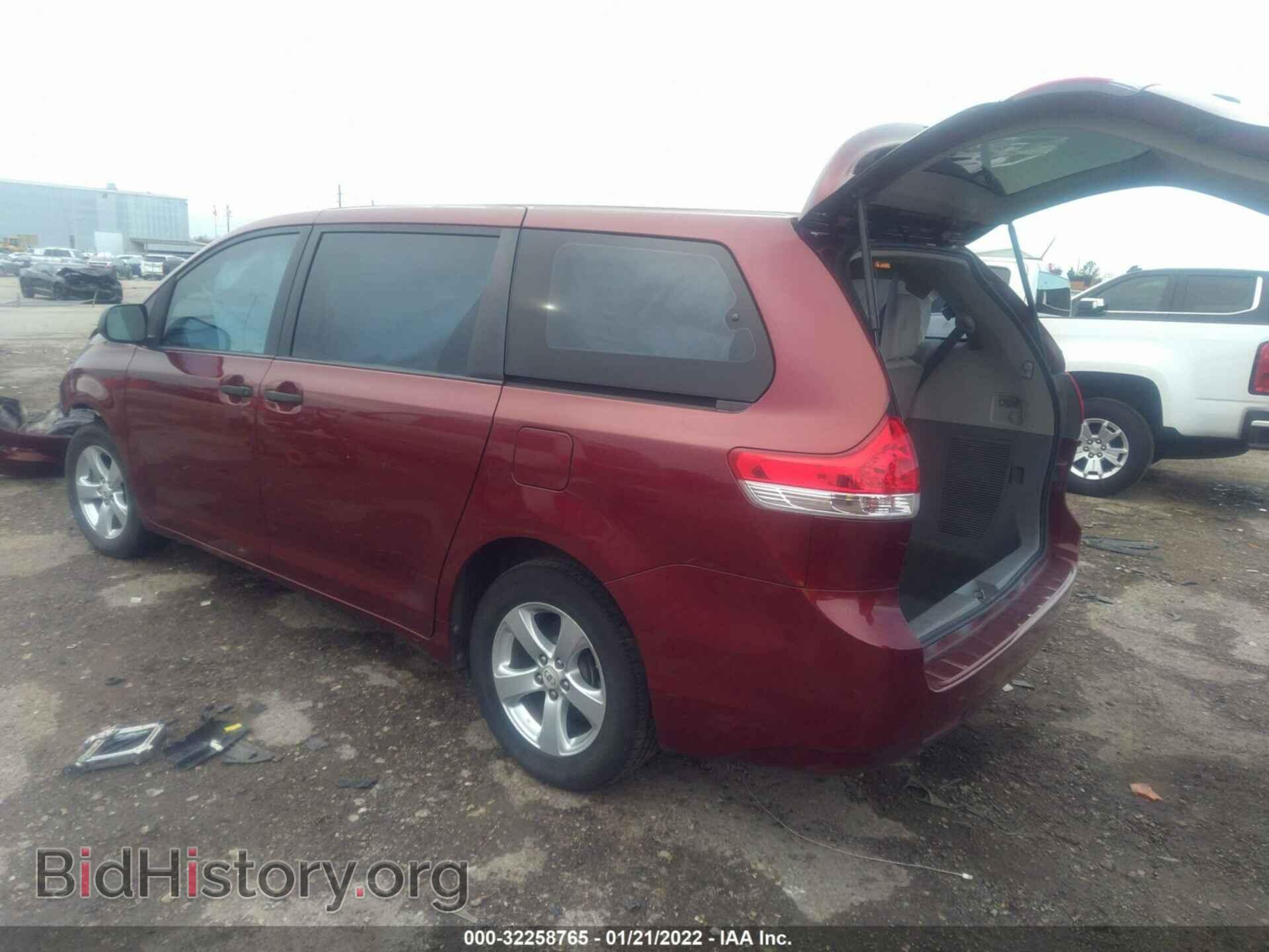 2012 TOYOTA SIENNA - VIN: 5TDKA3DC1CS014020 - Фото 3