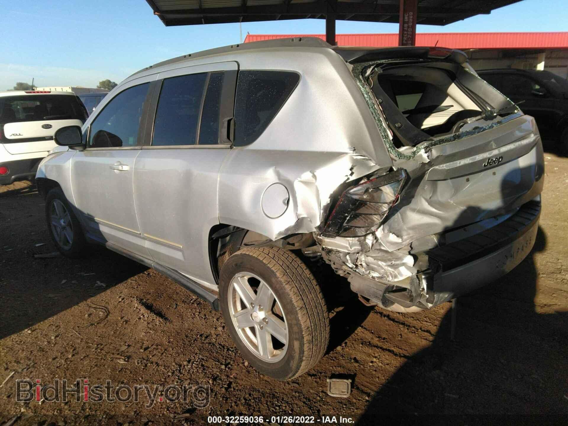 2010 JEEP COMPASS - VIN: 1J4NT4FB8AD538205 - Фото 3