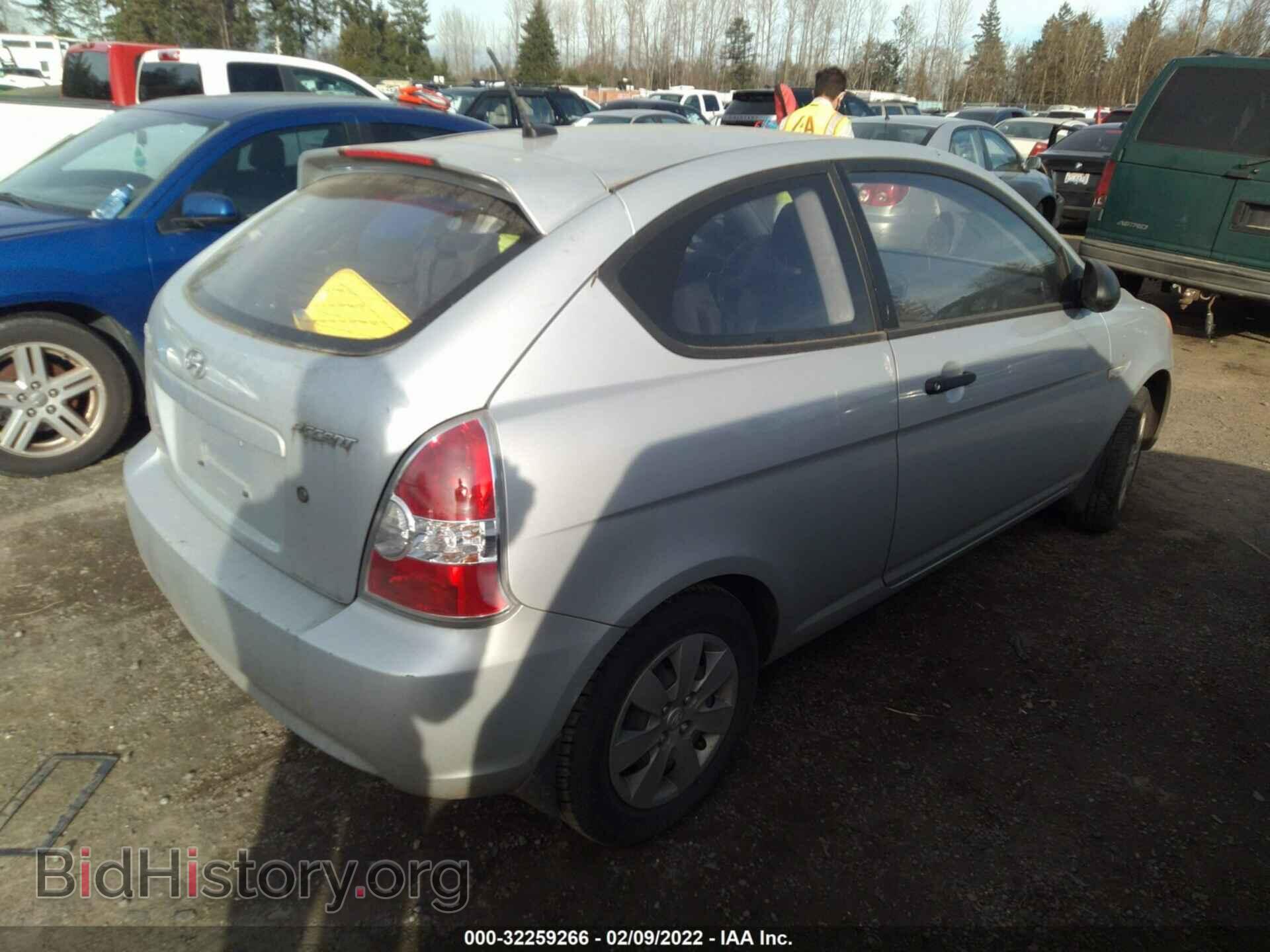 2008 HYUNDAI ACCENT - VIN: KMHCM36C08U090609 - Фото 4