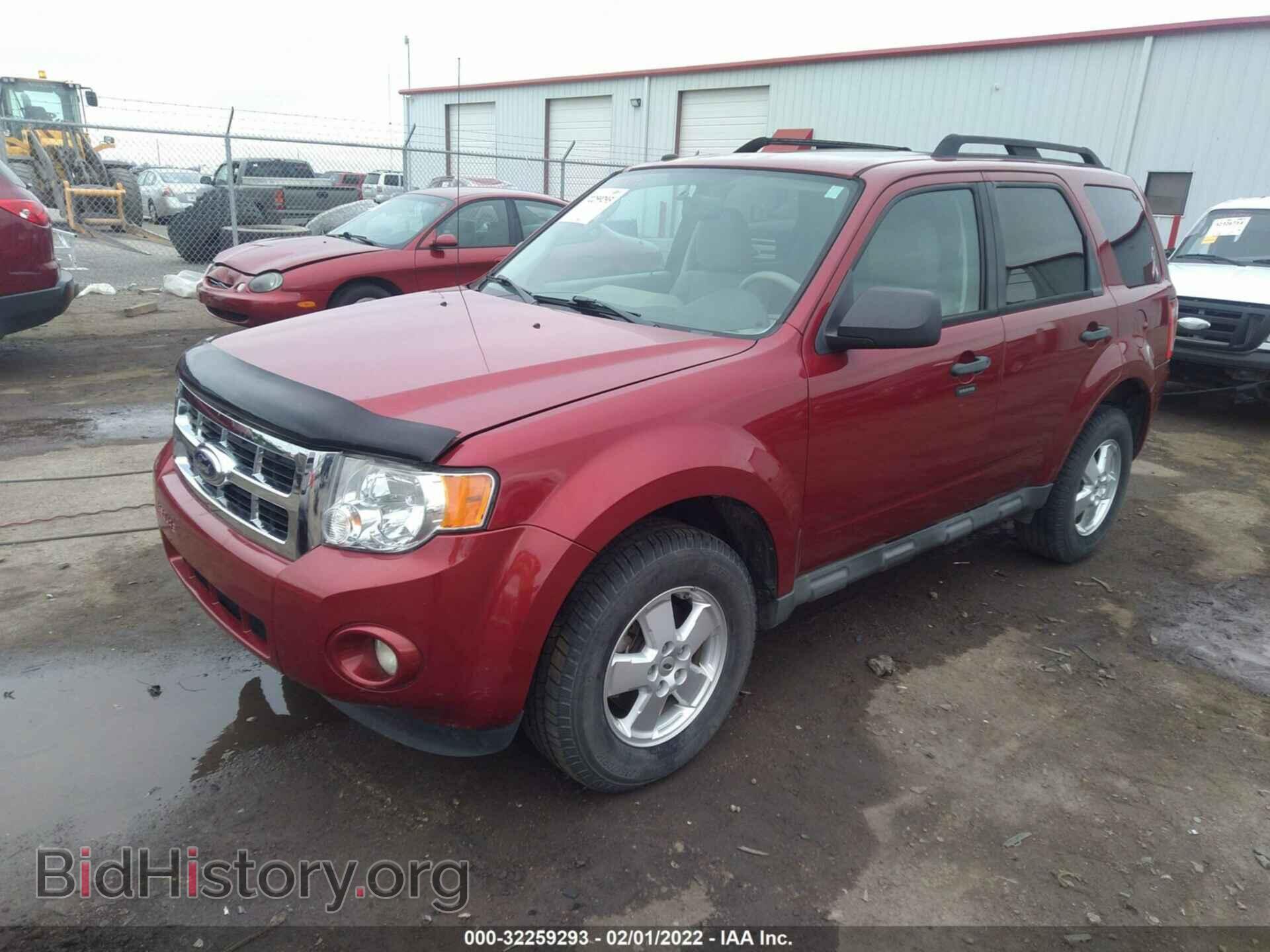 2012 FORD ESCAPE - VIN: 1FMCU0D76CKC07585 - Фото 2