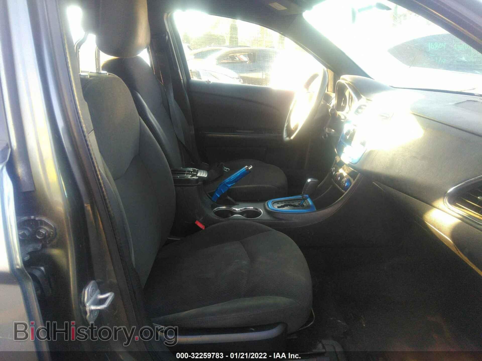 2012 CHRYSLER 200 - VIN: 1C3CCBAB5CN134630 - Фото 5