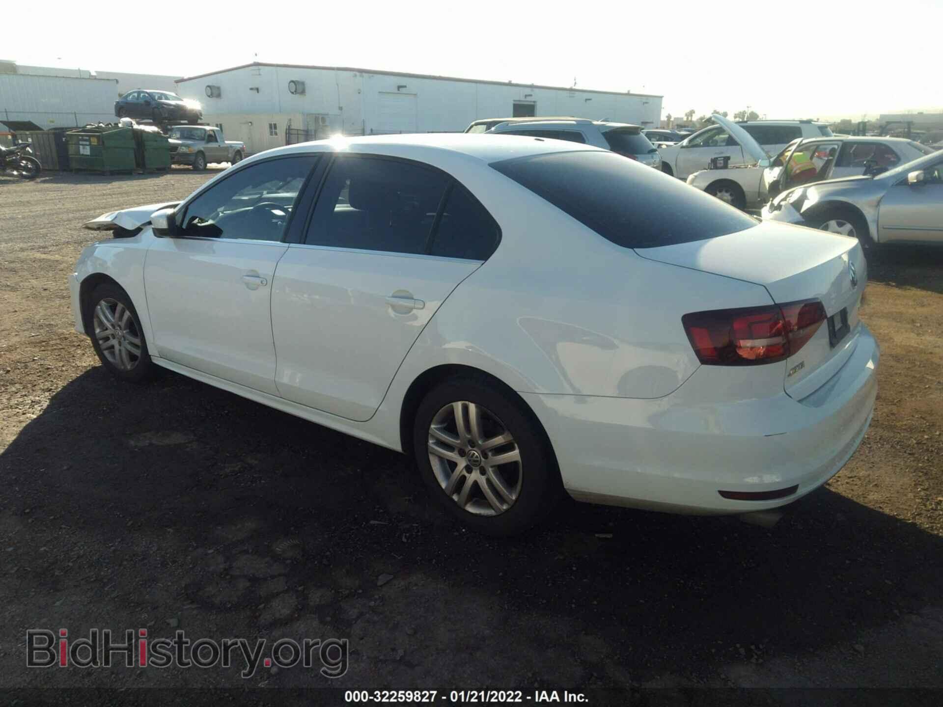 2017 VOLKSWAGEN JETTA - VIN: 3VW2B7AJ3HM207541 - Фото 3