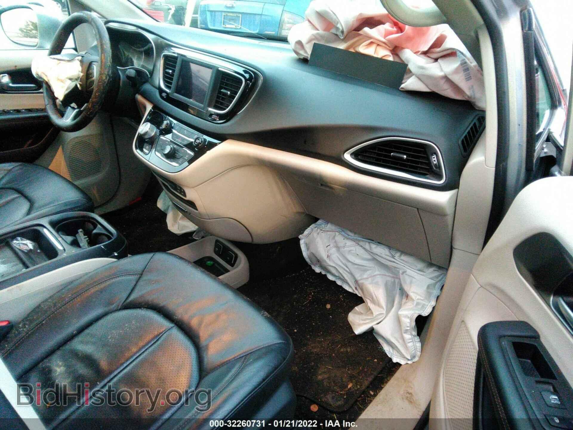 2020 CHRYSLER PACIFICA - VIN: 2C4RC1BG2LR285048 - Фото 5