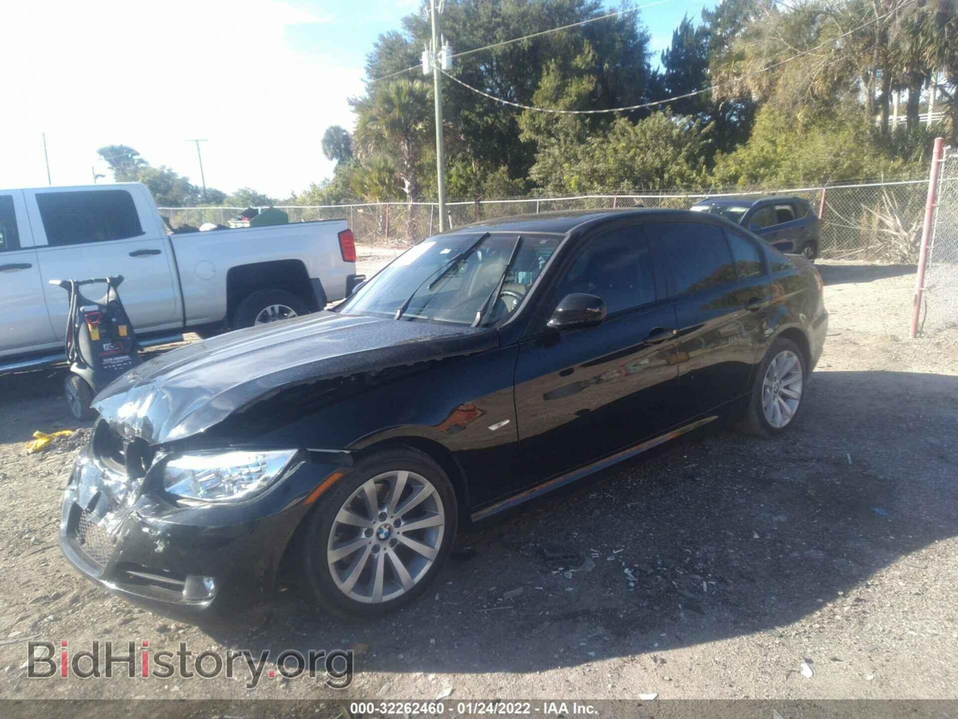 2011 BMW 3 SERIES - VIN: WBAPH7C52BE683040 - Photo 2