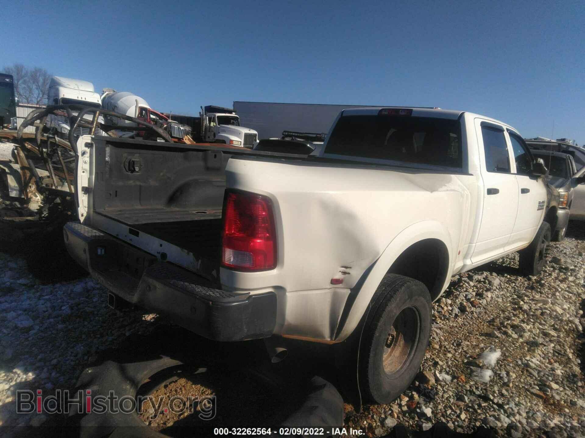 2018 RAM 3500 - VIN: 3C63RRGLXJG272793 - Фото 4