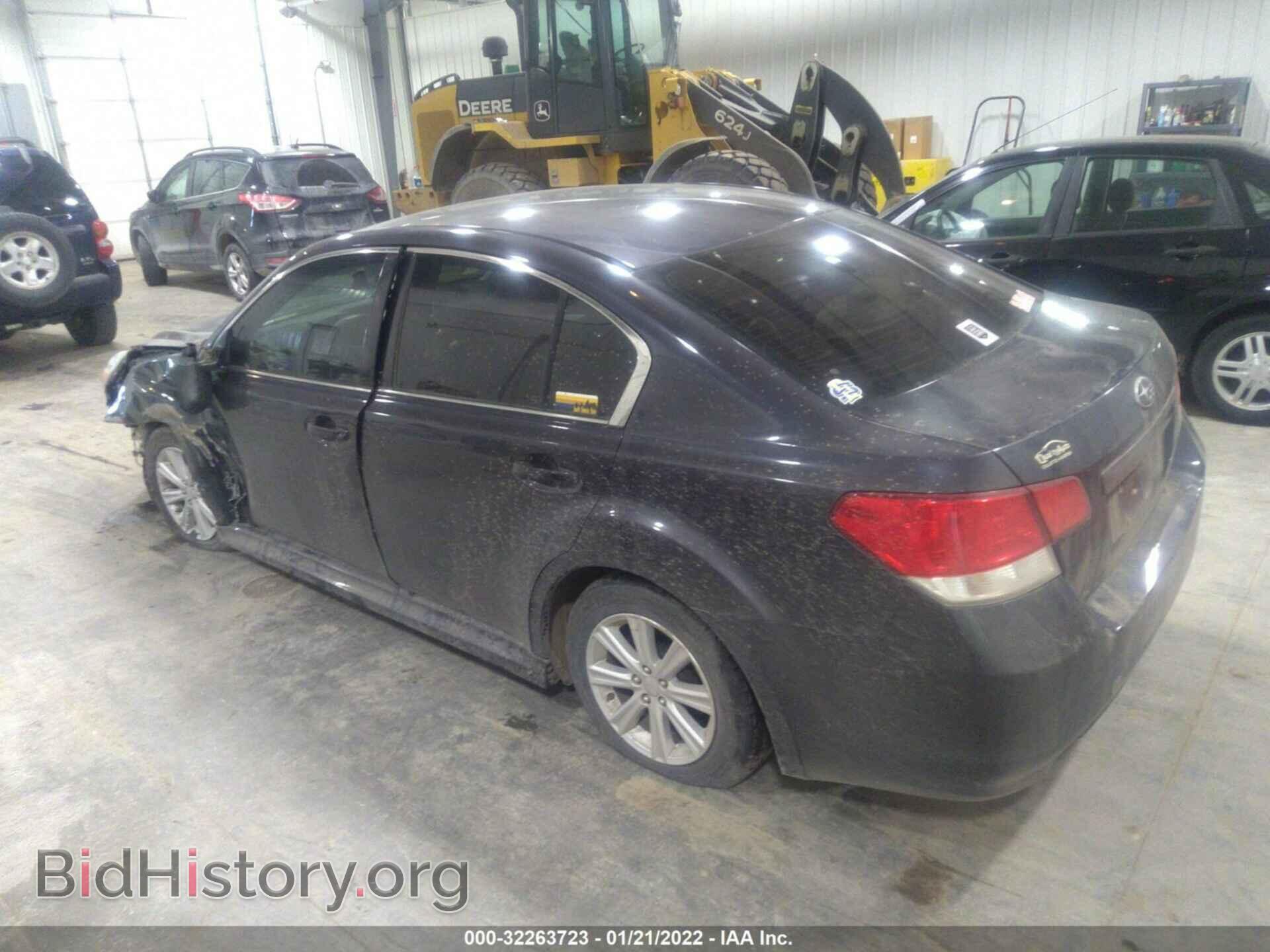 2011 SUBARU LEGACY - VIN: 4S3BMCC64B3237378 - Фото 3