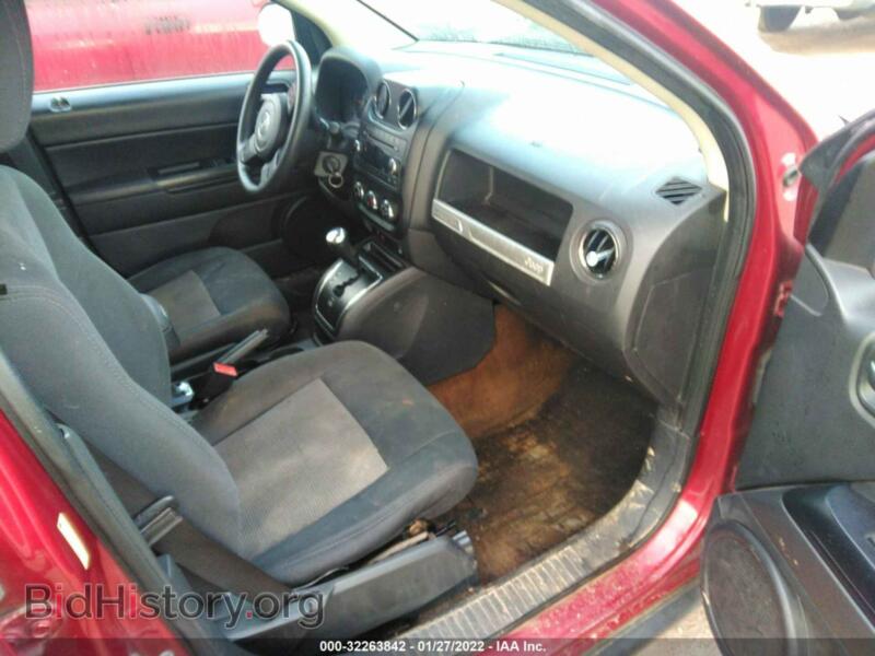 2014 Jeep COMPASS (VIN 1C4NJDBB1ED520331) — фото 5 из 11