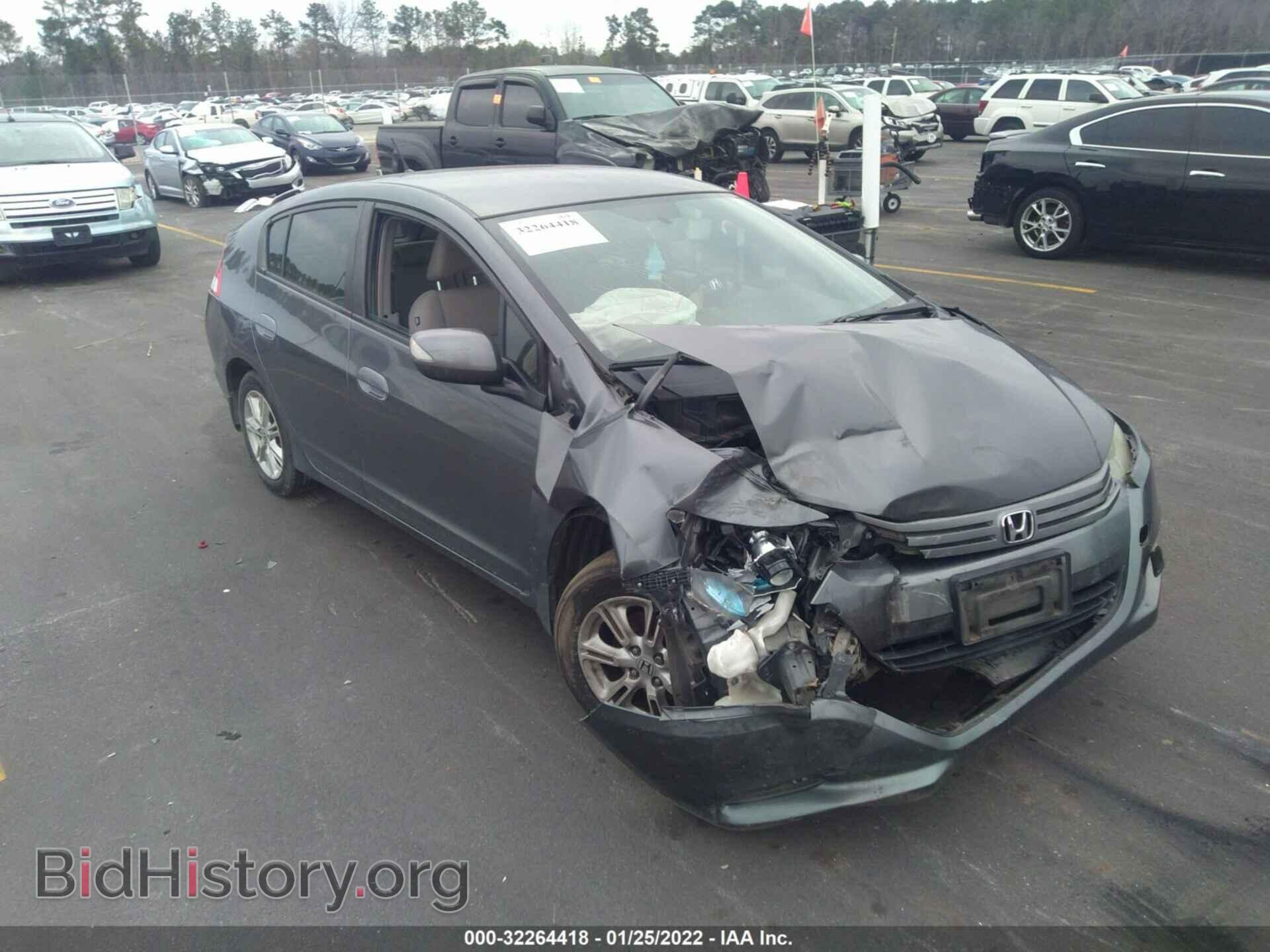 Фотография JHMZE2H77BS005563 - HONDA INSIGHT 2011