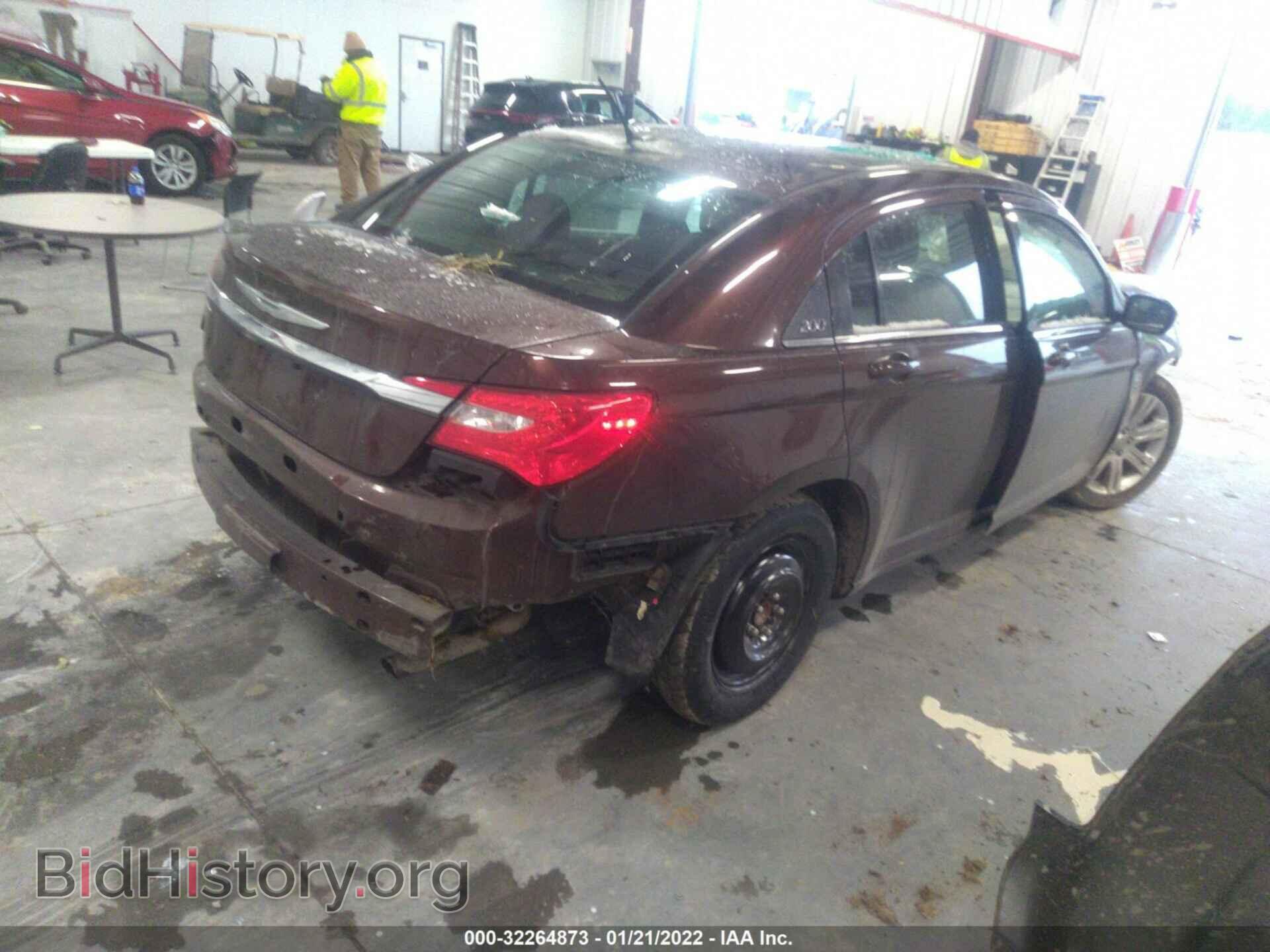2013 CHRYSLER 200 - VIN: 1C3CCBBB2DN547119 - Photo 4