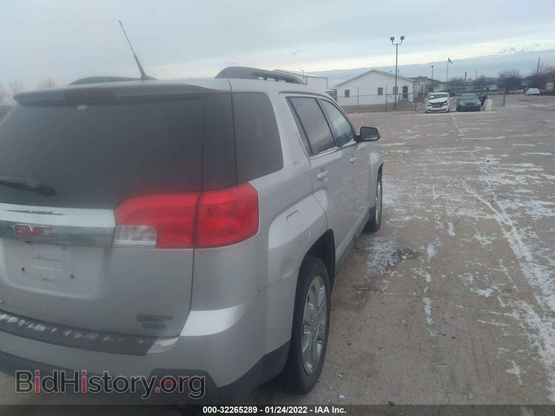 2011 GMC TERRAIN - VIN: 2CTFLUE57B6323053 - Фото 4