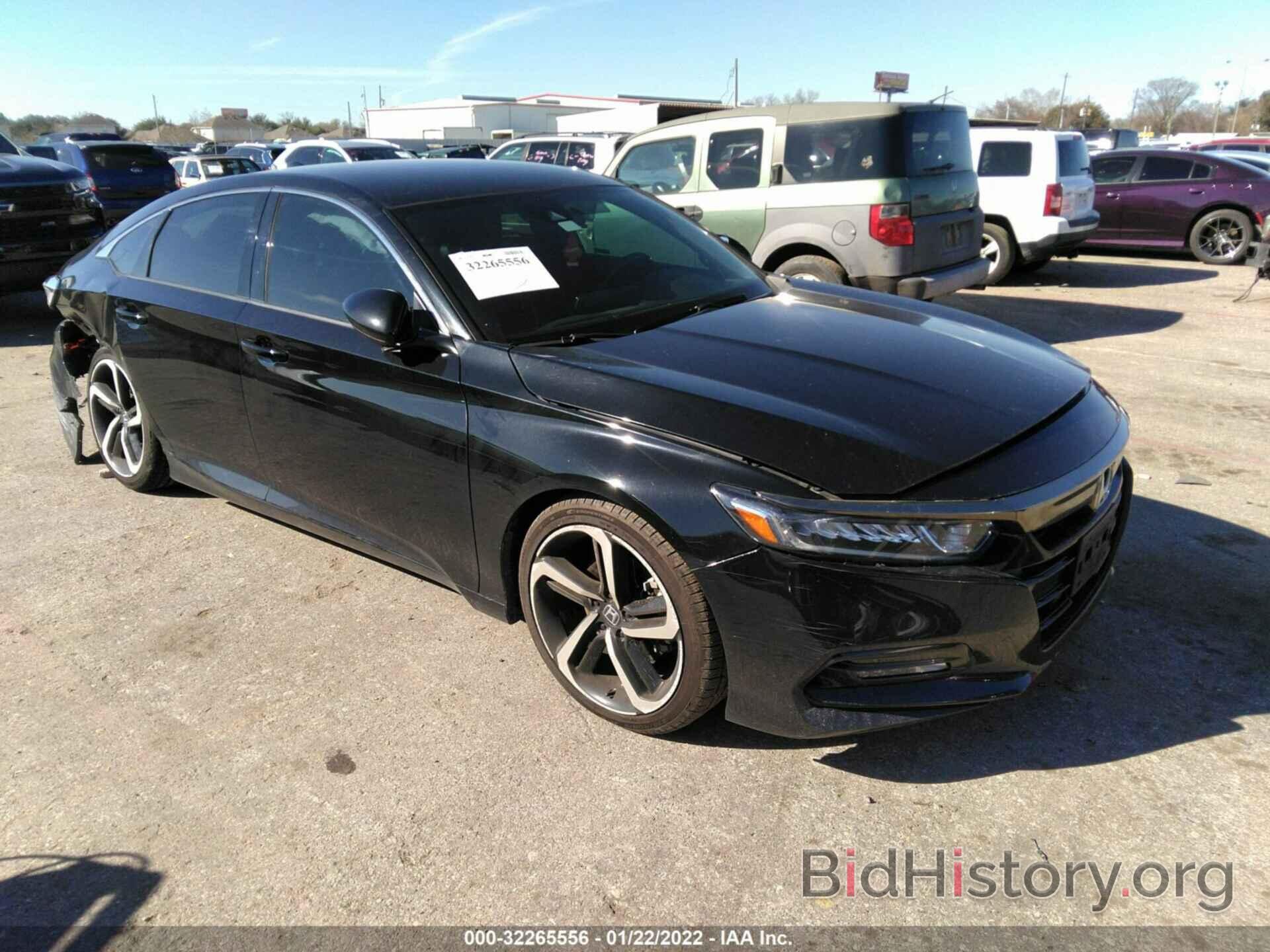 Photo 1HGCV1F38JA244613 - HONDA ACCORD SEDAN 2018