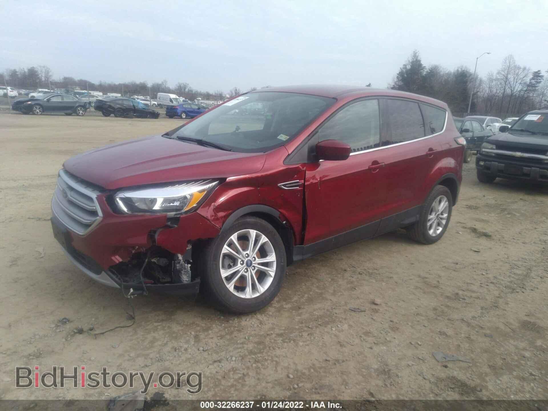 2017 FORD ESCAPE - VIN: 1FMCU9GD0HUC44410 - Фото 2