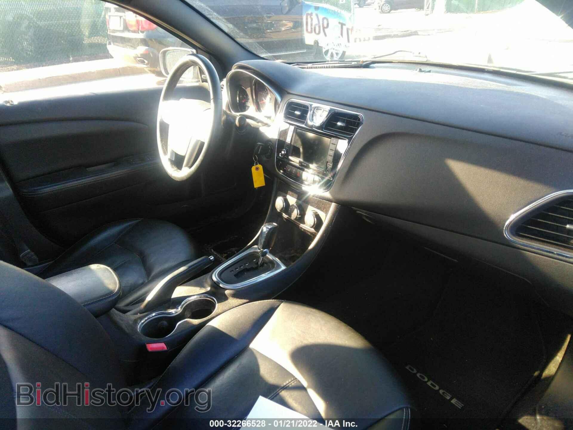 2014 CHRYSLER 200 - VIN: 1C3CCBCG0EN172701 - Фото 4