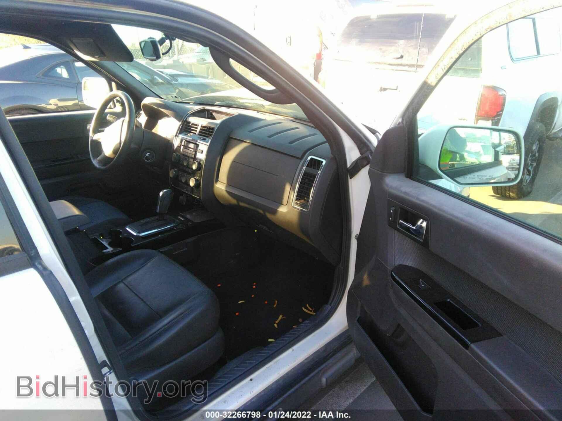 2011 FORD ESCAPE - VIN: 1FMCU0EG9BKC69088 - Фото 5