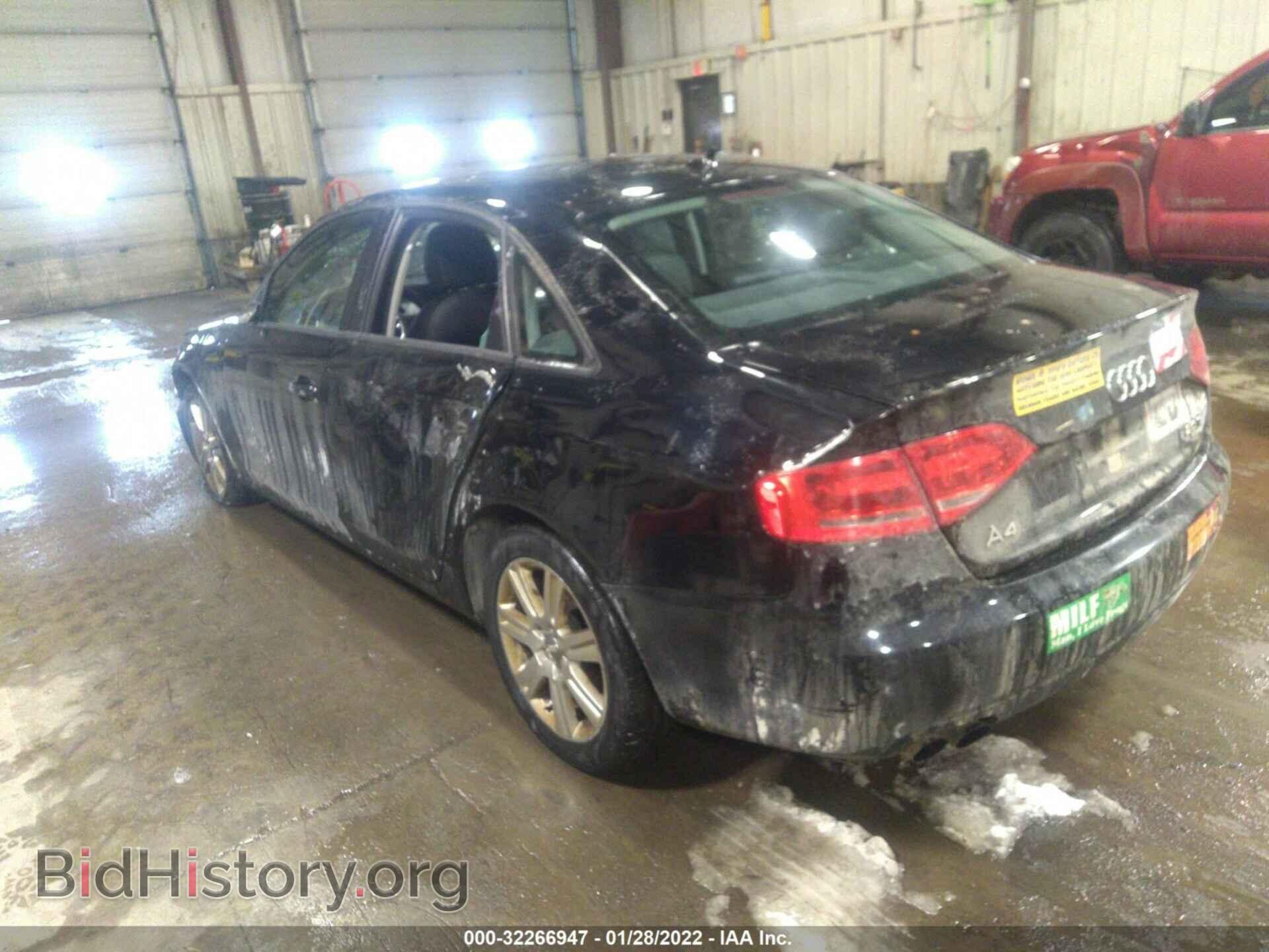 2011 AUDI A4 - VIN: WAUDFAFL2BN050649 - Фото 3