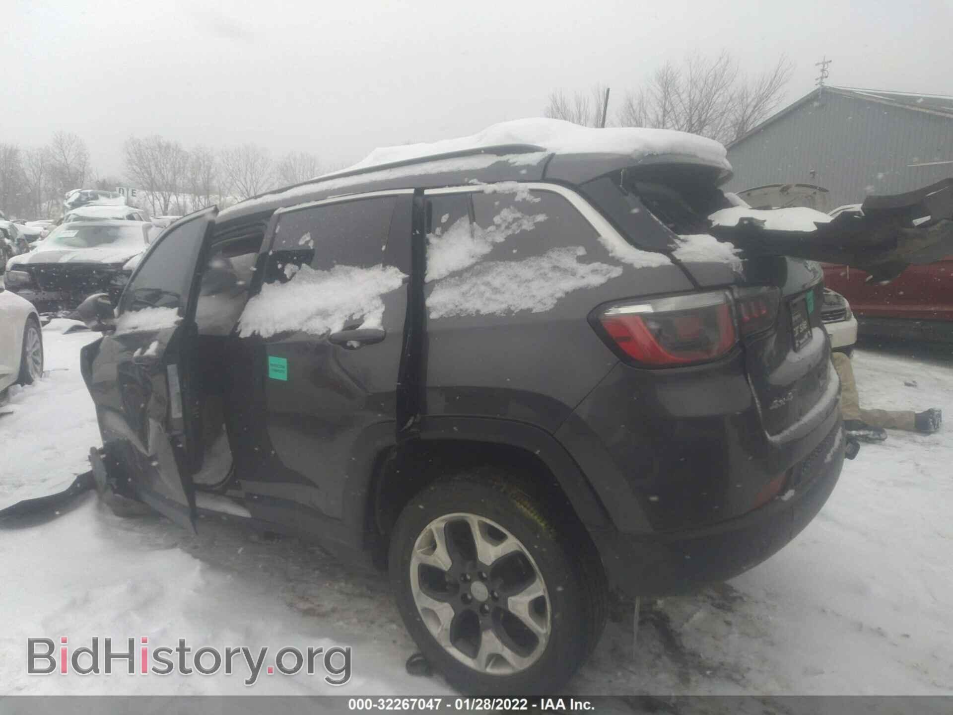 2020 JEEP COMPASS - VIN: 3C4NJDCB0LT126972 - Фото 3