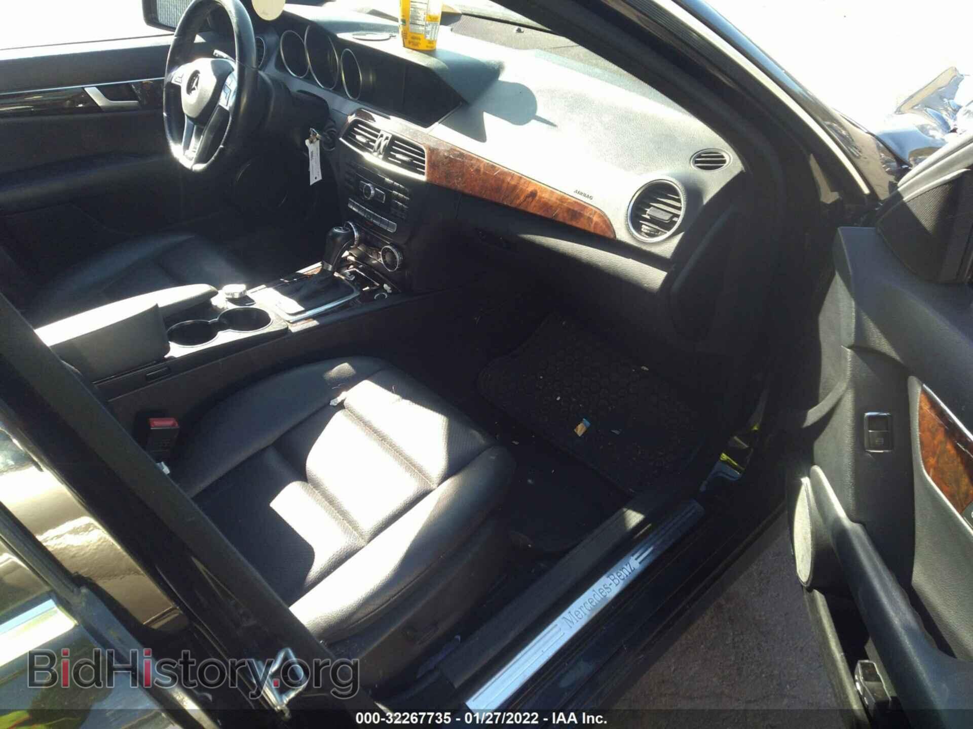 2012 MERCEDES-BENZ C-CLASS - VIN: WDDGF8BB3CF863571 - Фото 5
