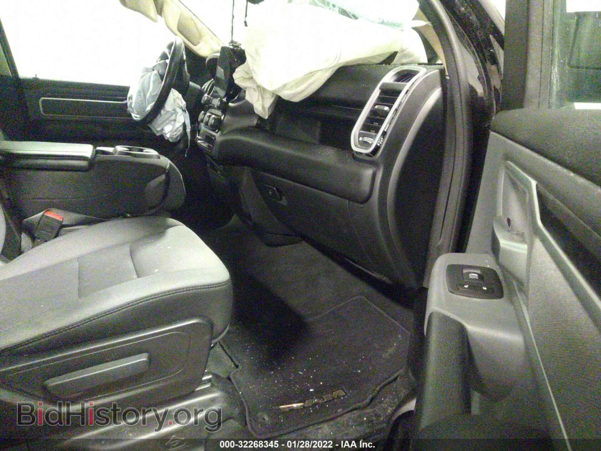 2020 RAM 1500 - VIN: 1C6SRFFT1LN335446 - Фото 5