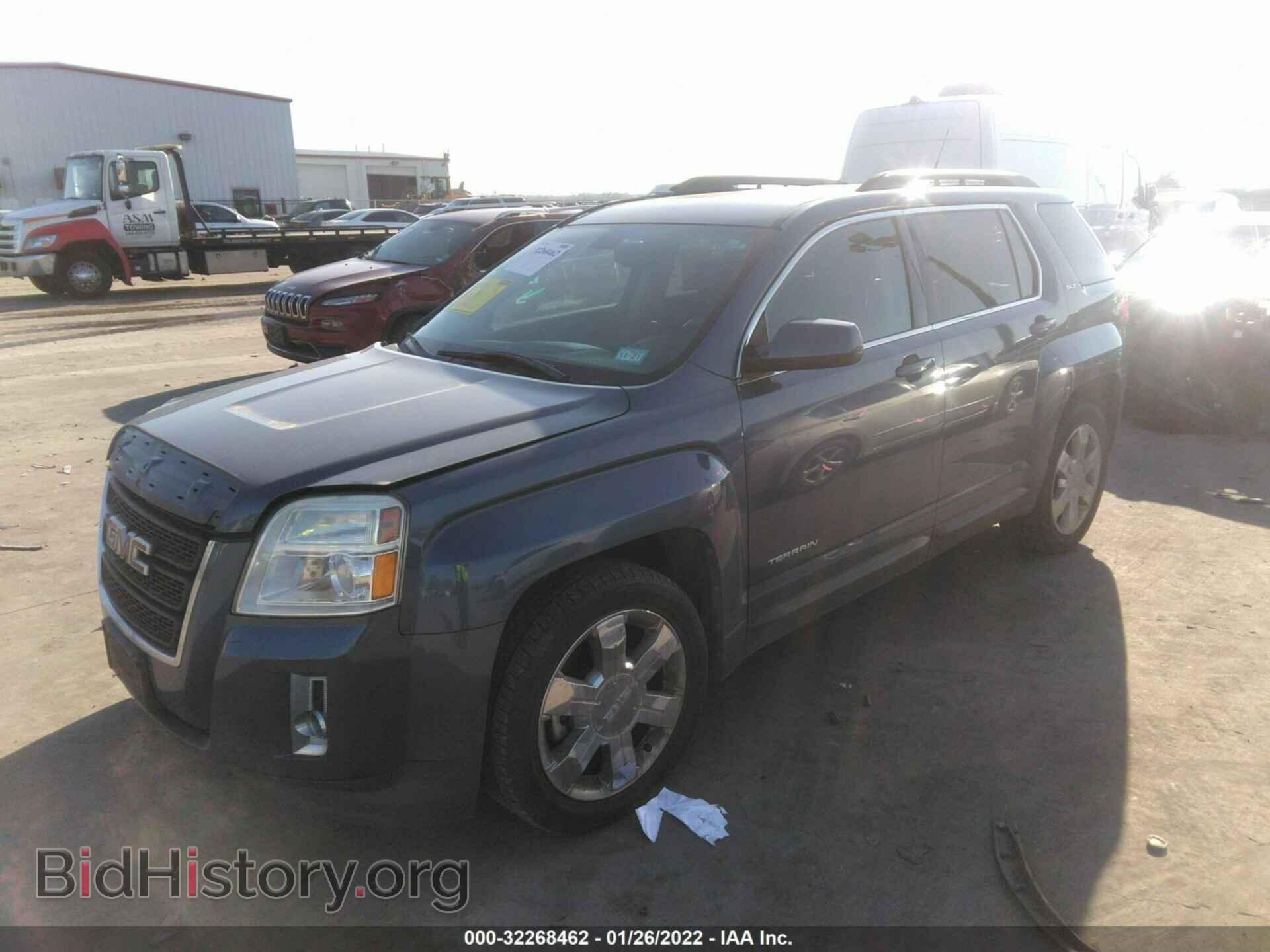 2011 GMC TERRAIN - VIN: 2CTFLVE58B6318868 - Photo 2