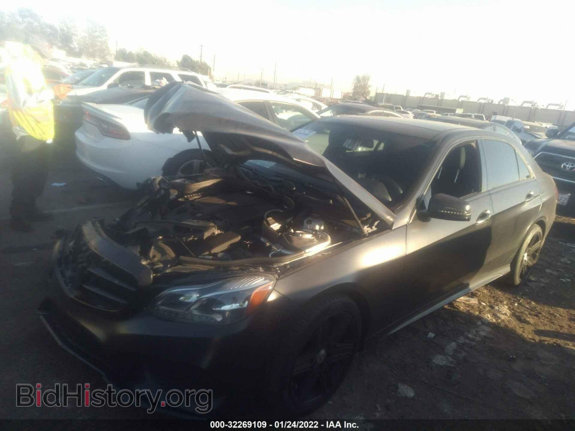 2014 MERCEDES-BENZ E-CLASS - VIN: WDDHF5KB6EB008067 - Фото 2