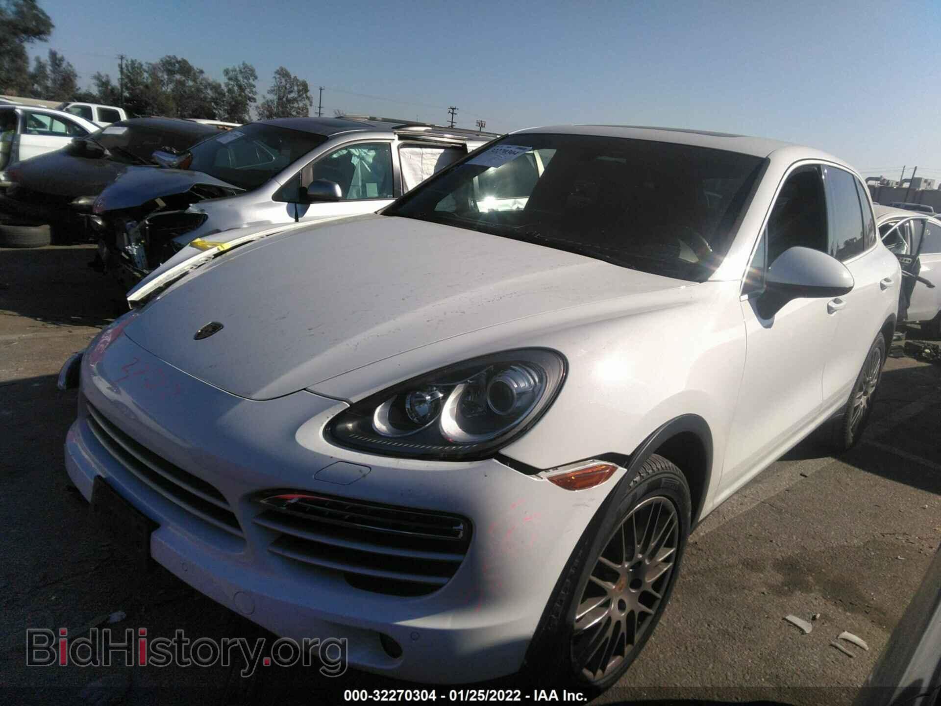 2014 PORSCHE CAYENNE - VIN: WP1AA2A22ELA07209 - Фото 2