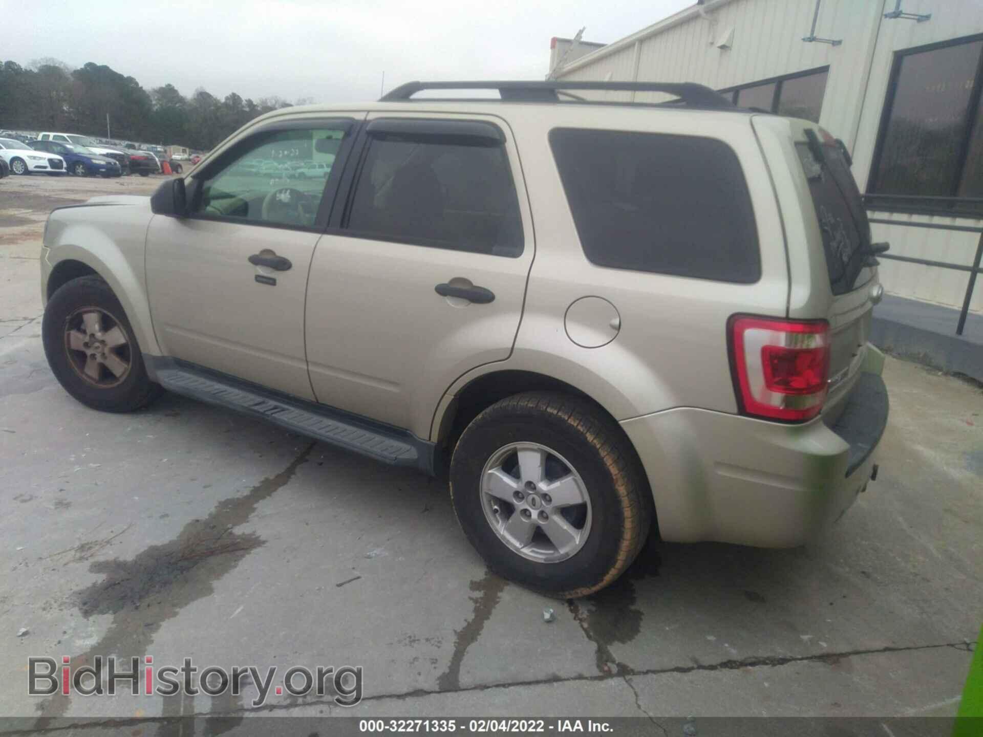 2012 FORD ESCAPE - VIN: 1FMCU0DG9CKC00520 - Фото 3