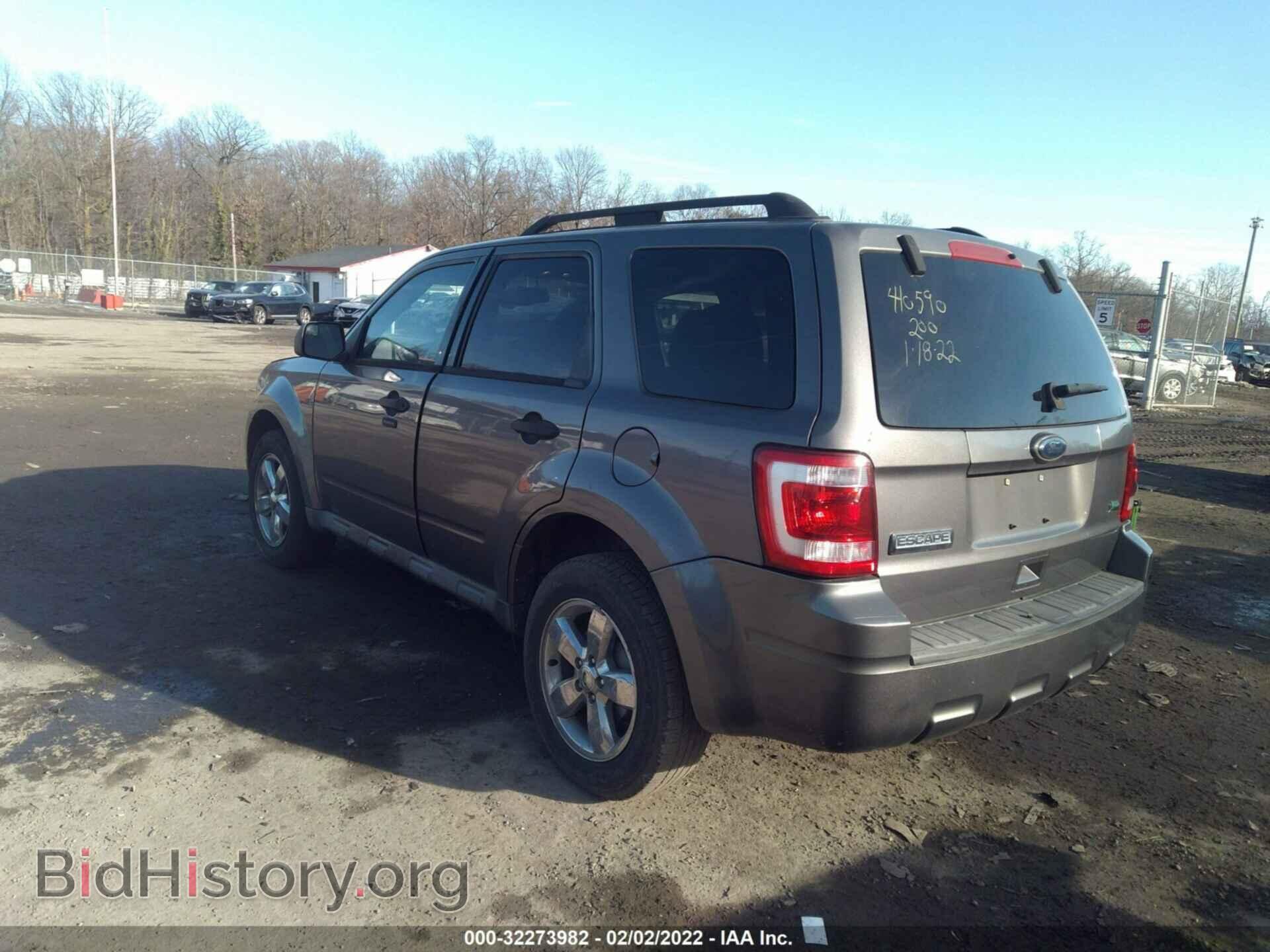 2010 FORD ESCAPE - VIN: 1FMCU0DG0AKB93776 - Photo 3