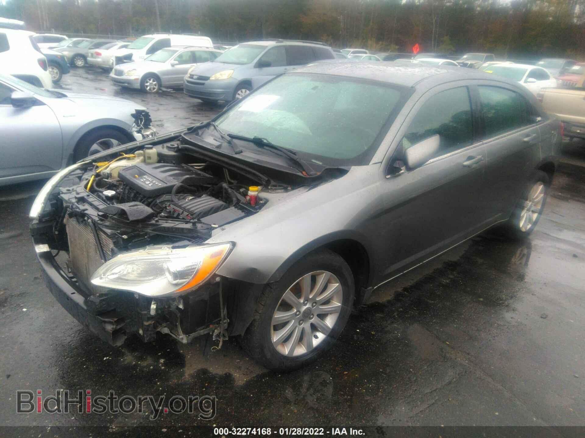 2013 CHRYSLER 200 - VIN: 1C3CCBBB0DN763275 - Фото 2