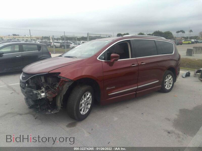 2020 Chrysler PACIFICA (VIN 2C4RC1BGXLR125127) — photo 2 of 12