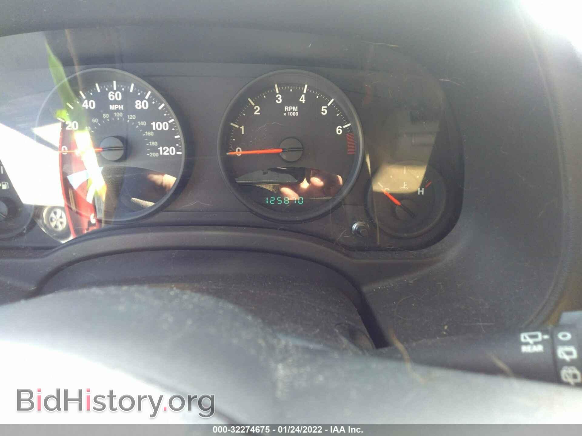 2011 JEEP COMPASS - VIN: 1J4NT1FB3BD178423 - Фото 7