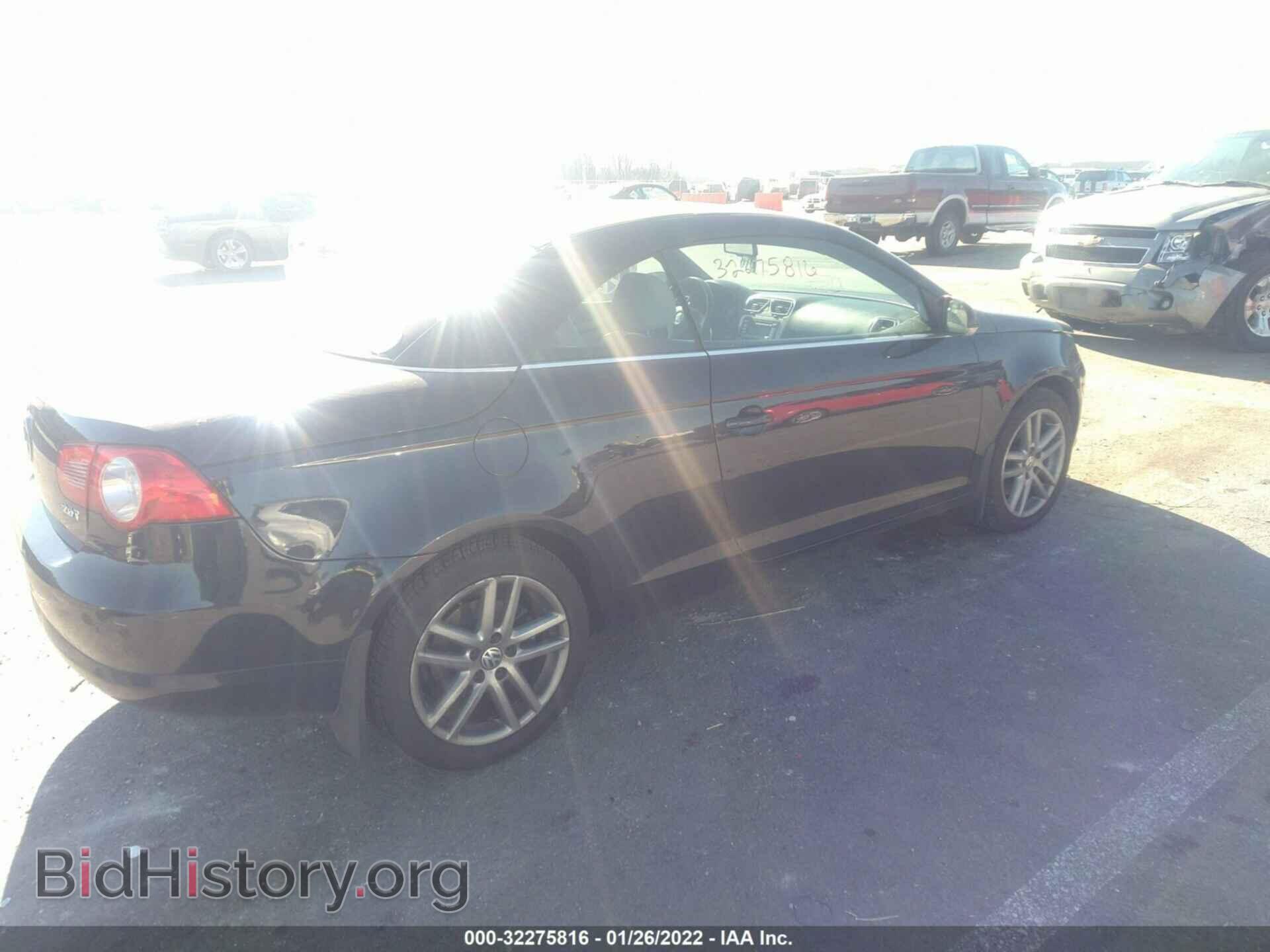 2008 VOLKSWAGEN EOS - VIN: WVWFA71F18V017746 - Фото 4