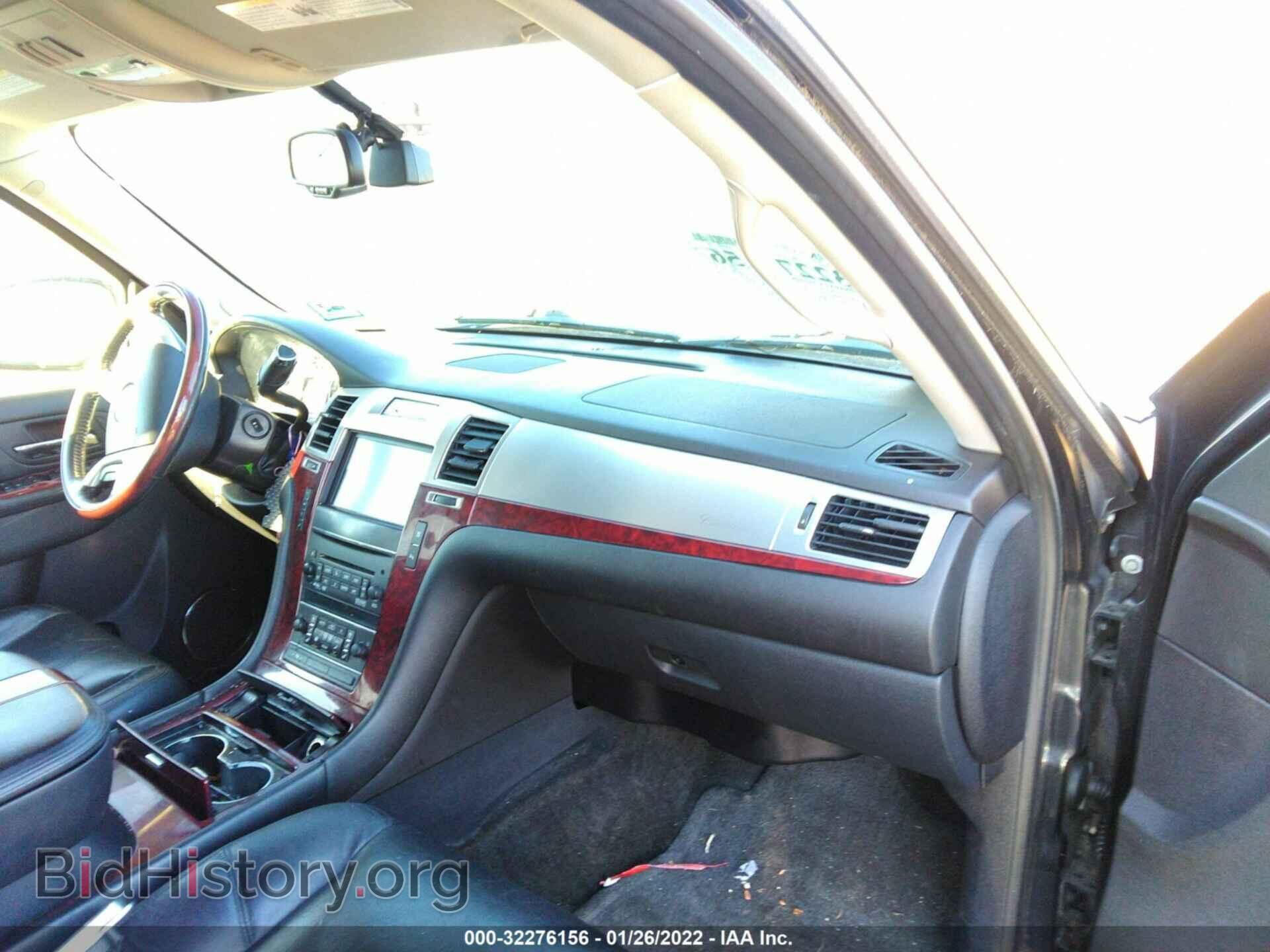 2011 CADILLAC ESCALADE - VIN: 1GYS4BEFXBR325222 - Фото 5