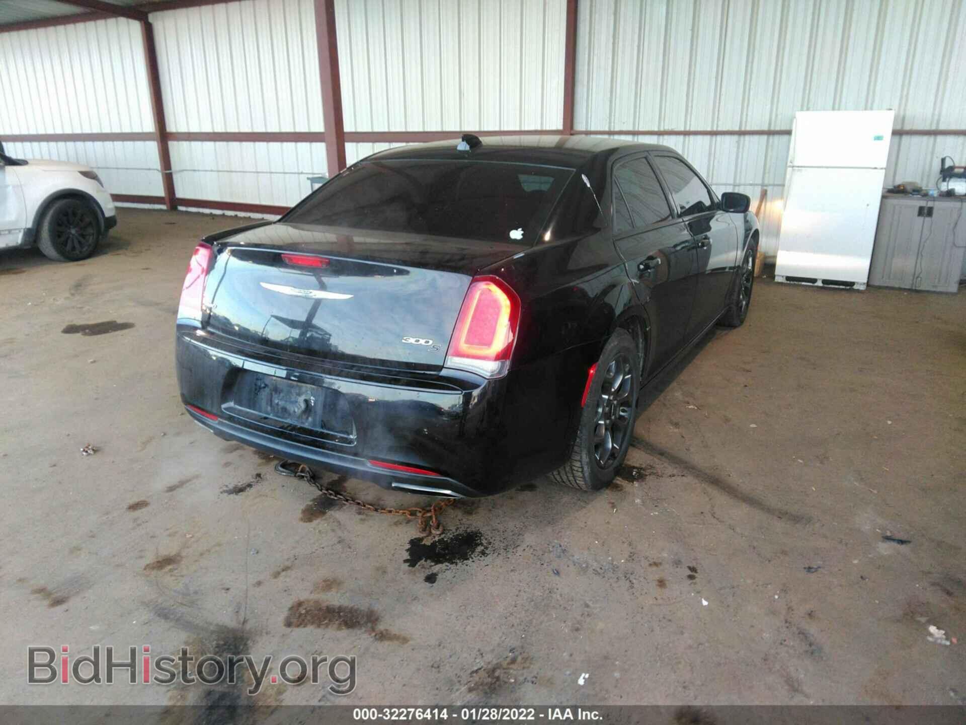 2017 CHRYSLER 300 - VIN: 2C3CCAGGXHH591902 - Фото 4