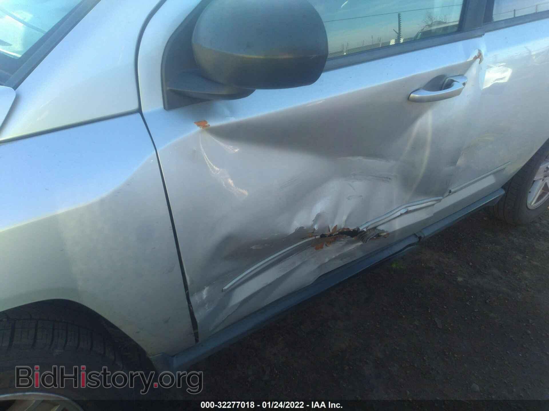 2010 JEEP COMPASS - VIN: 1J4NT4FA0AD659365 - Photo 6