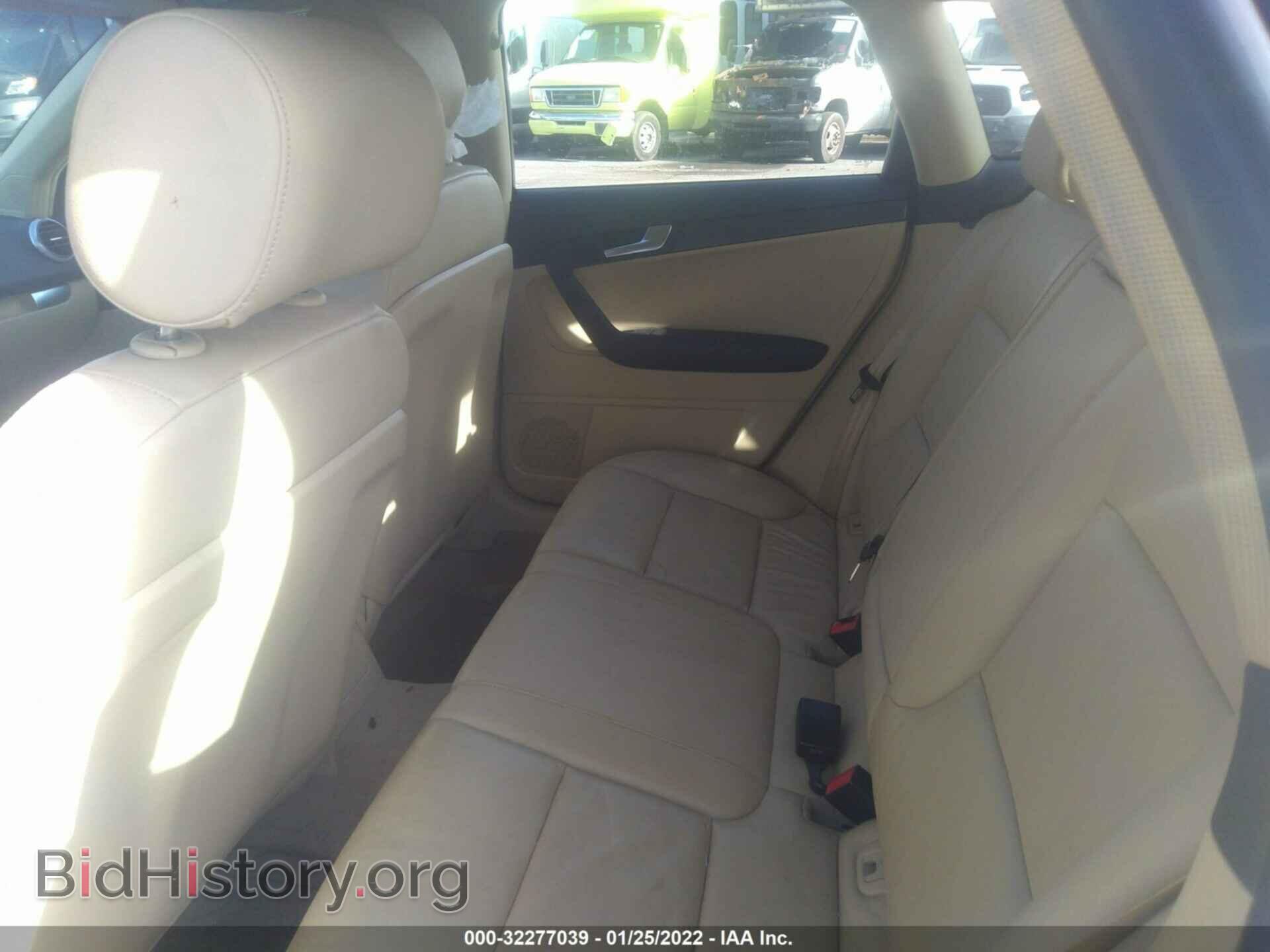 2012 AUDI A3 - VIN: WAUBEAFM3CA052194 - Фото 8