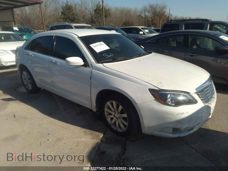2013 Chrysler 200 Touring (VIN 1C3CCBBB2DN542311) — photo 1 of 11, IAAI, damage: front end