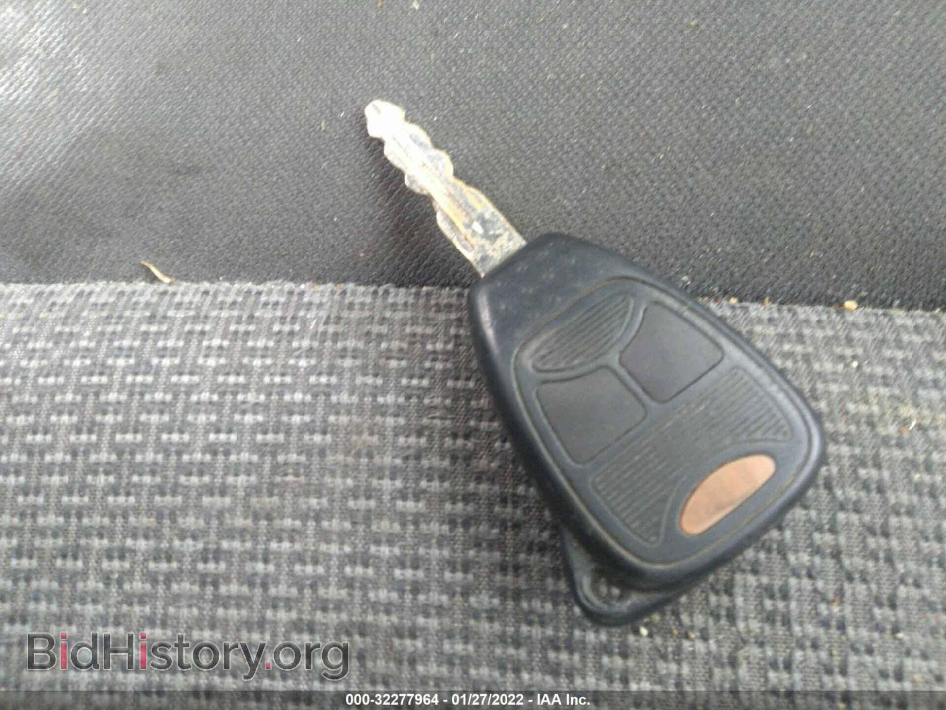 2009 JEEP COMPASS - VIN: 1J4FT47A69D124782 - Фото 11